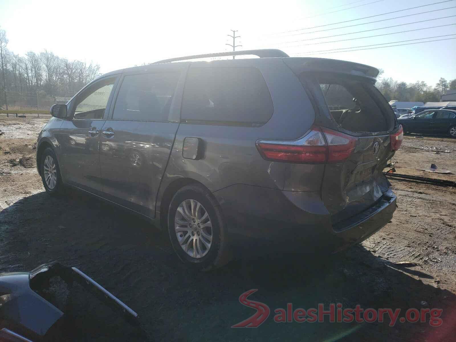 5TDYZ3DC0HS771758 2017 TOYOTA SIENNA