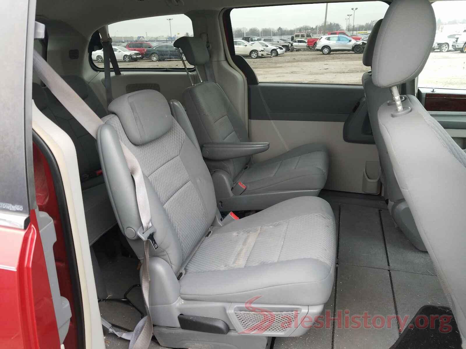 JM3TCBEY7J0211381 2010 CHRYSLER MINIVAN