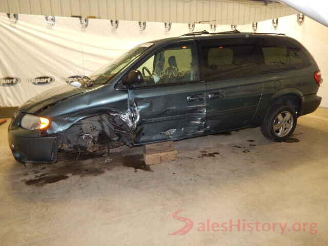 3C4NJCBB4JT145114 2005 DODGE CARAVAN