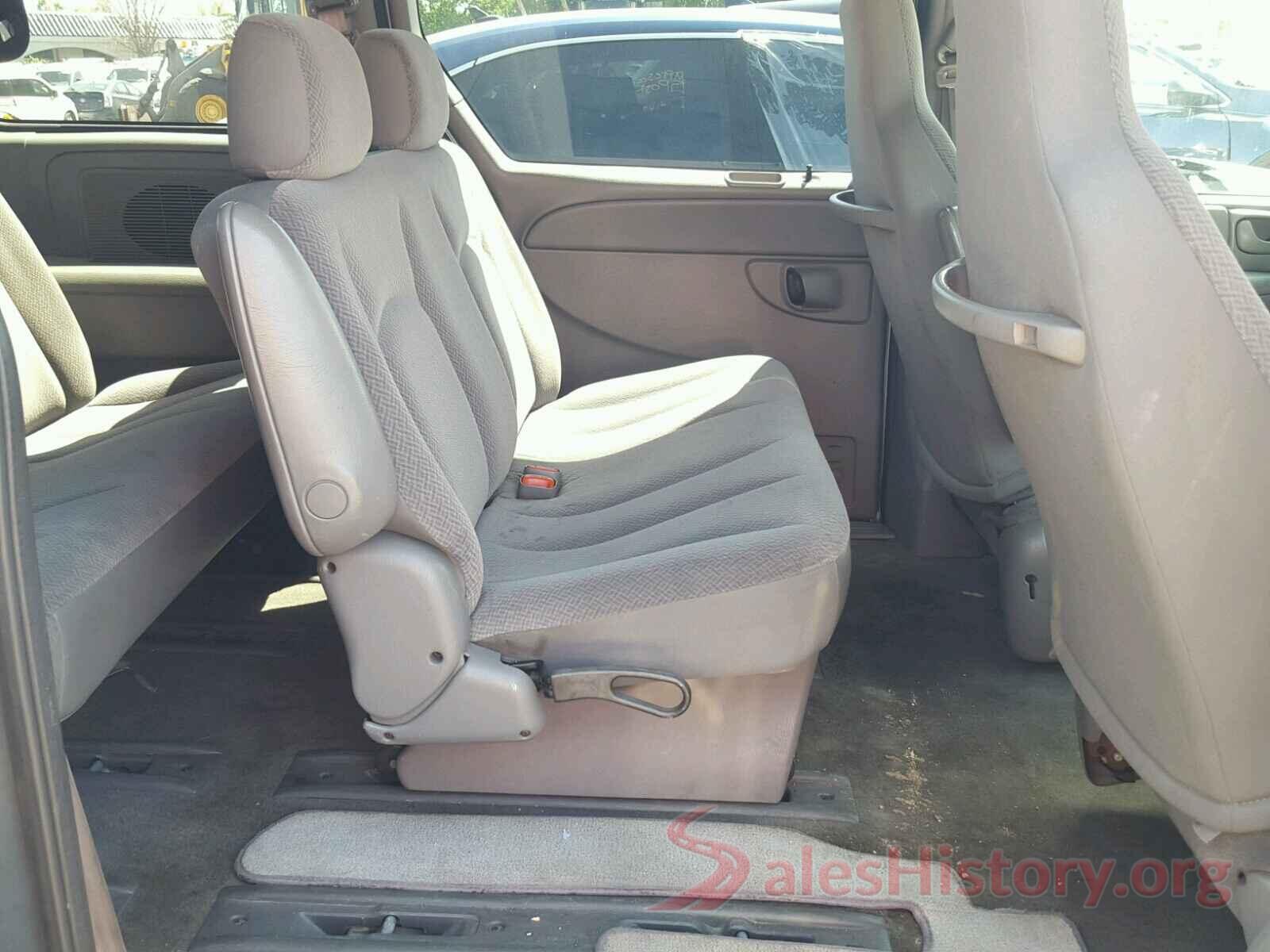 5YJ3E1EA6KF421098 2005 CHRYSLER MINIVAN