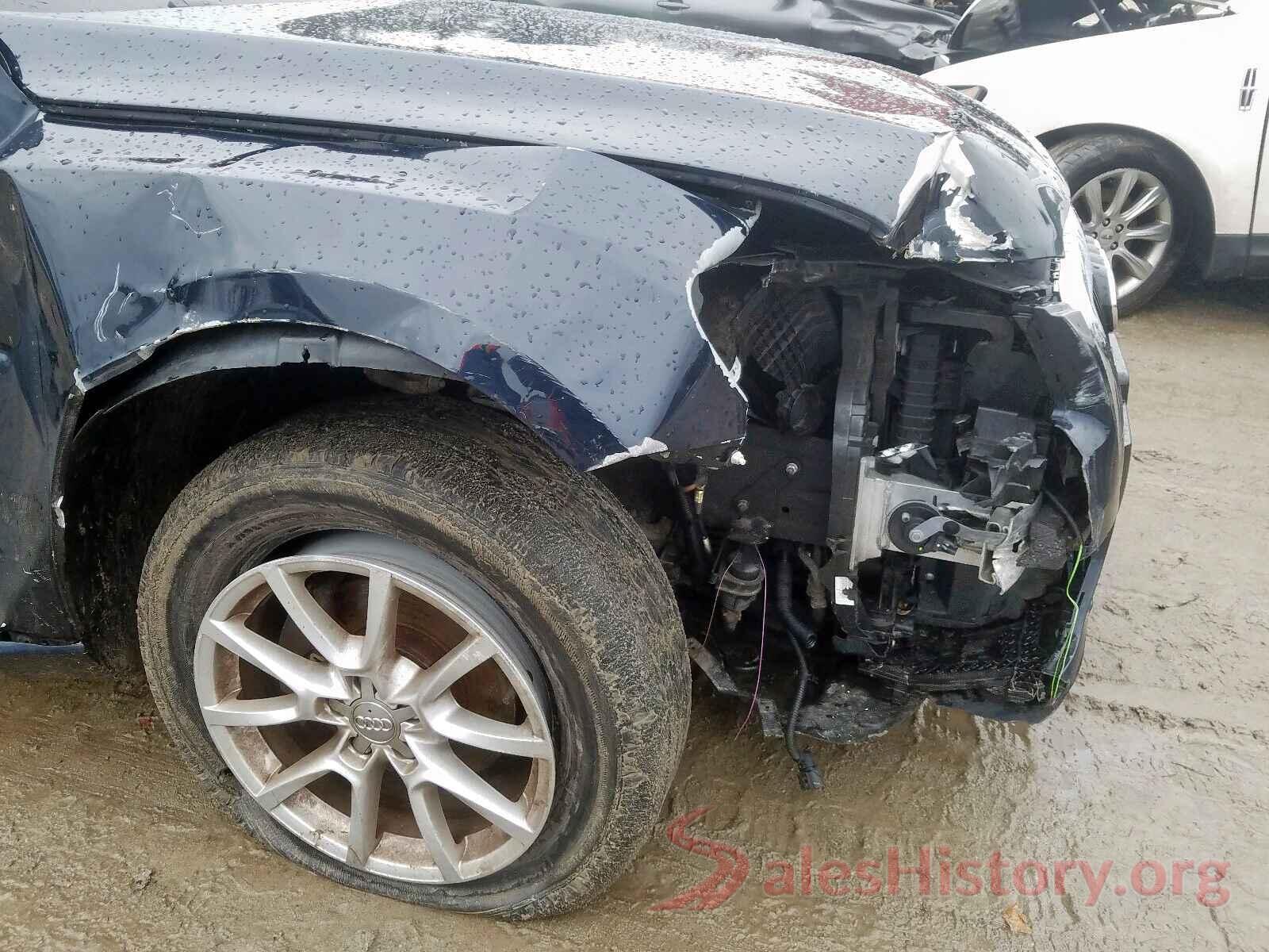 3N6CM0KN3KK690605 2010 AUDI Q5