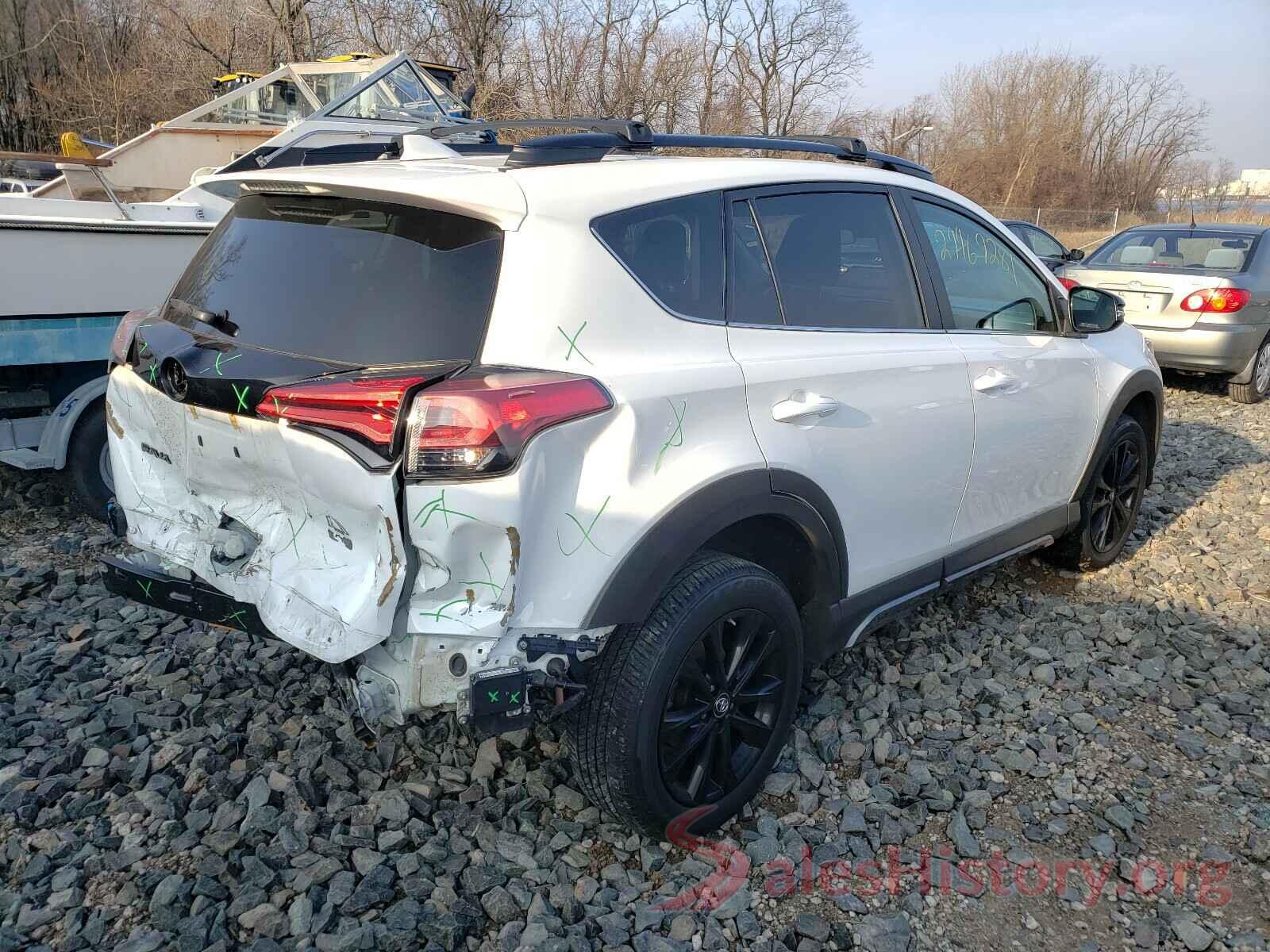 2T3RFREV2JW798447 2018 TOYOTA RAV4