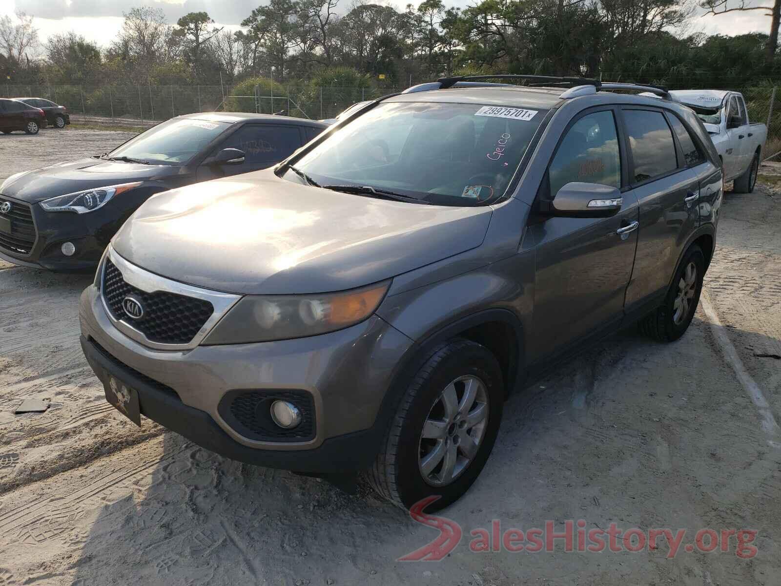 JTMRJREV0JD207639 2012 KIA SORENTO