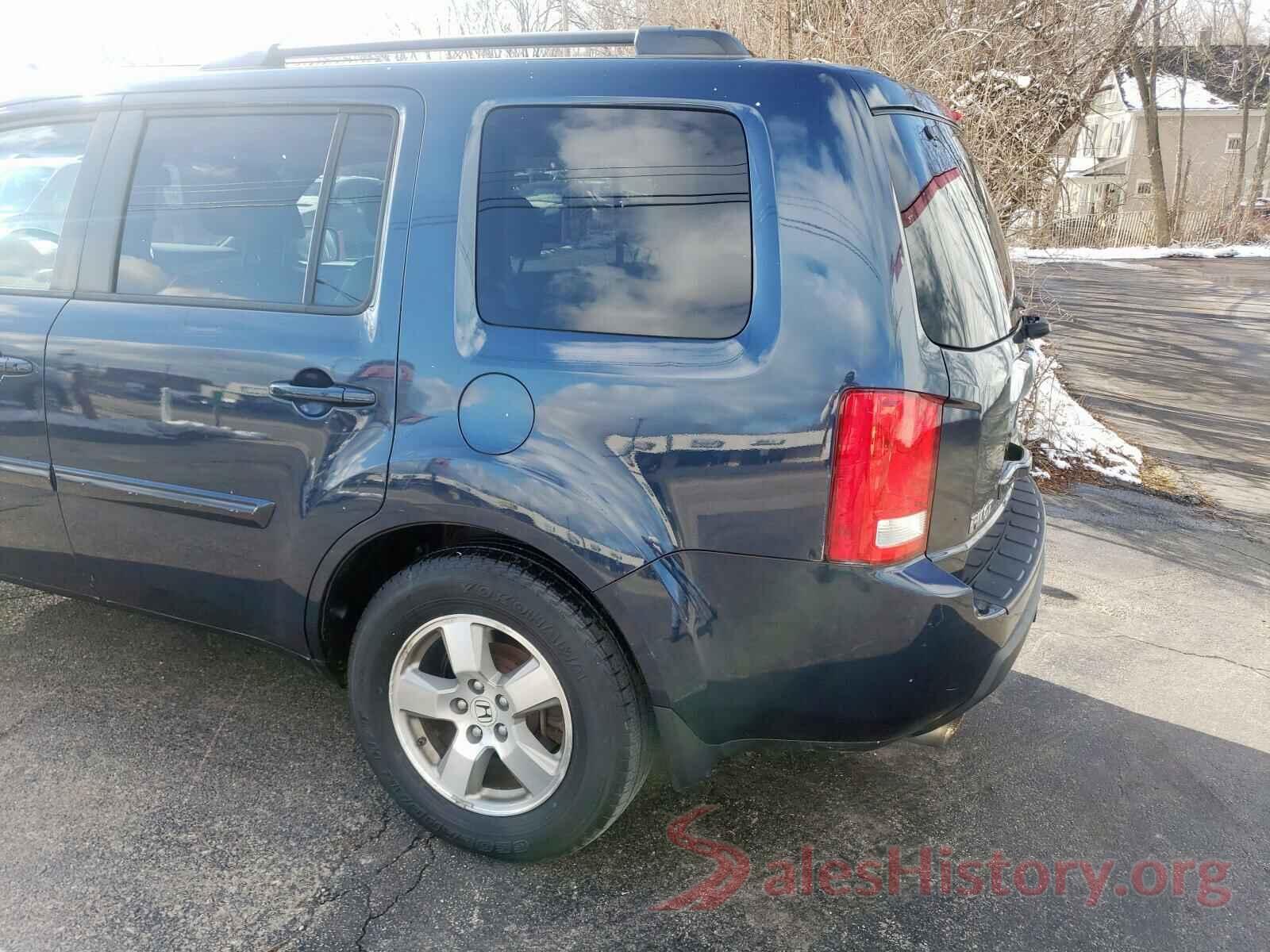 2T2ZZMCA8HC062977 2011 HONDA PILOT