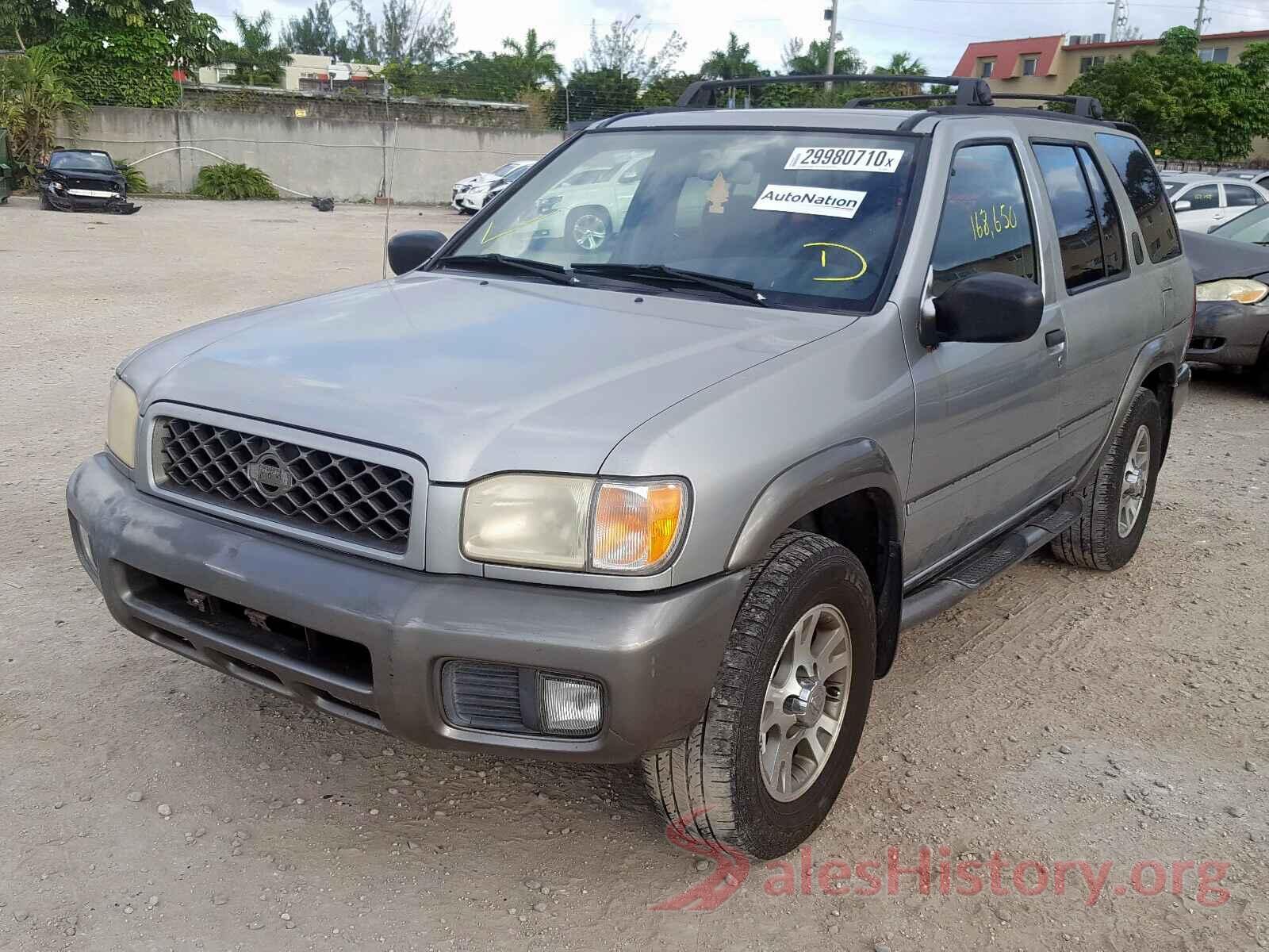 5N1AT2MV1JC745025 2000 NISSAN PATHFINDER