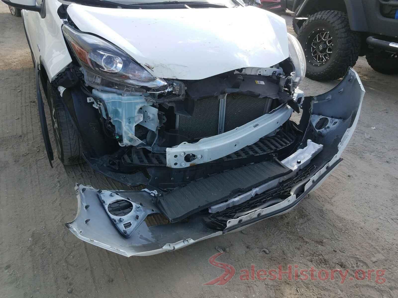 JTDKDTB37J1604713 2018 TOYOTA PRIUS