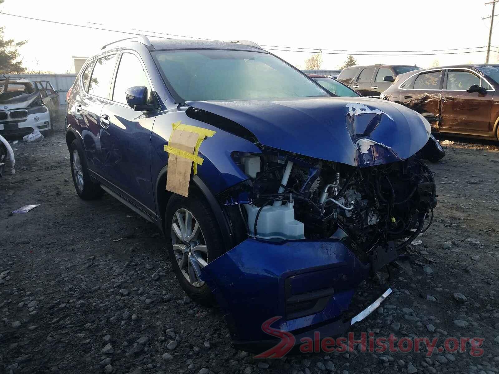 KNMAT2MV1JP607126 2018 NISSAN ROGUE