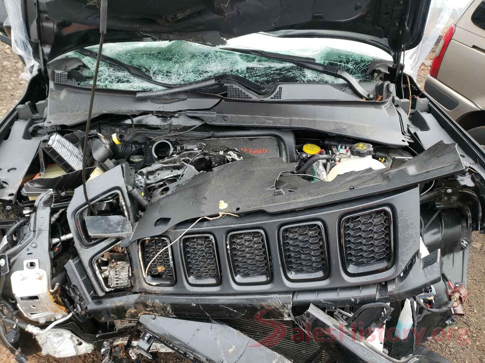 3C4NJDBBXKT838938 2019 JEEP COMPASS