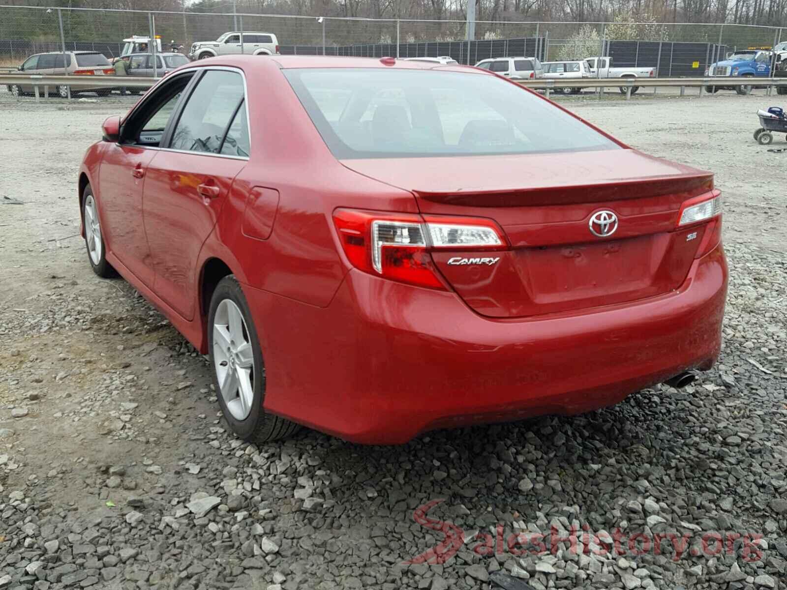 YV440MDRXH2222513 2014 TOYOTA CAMRY