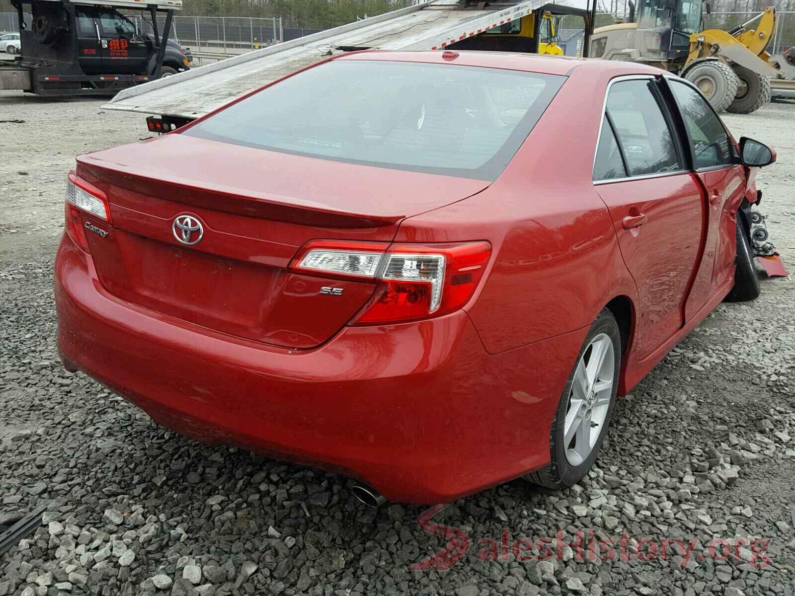 YV440MDRXH2222513 2014 TOYOTA CAMRY