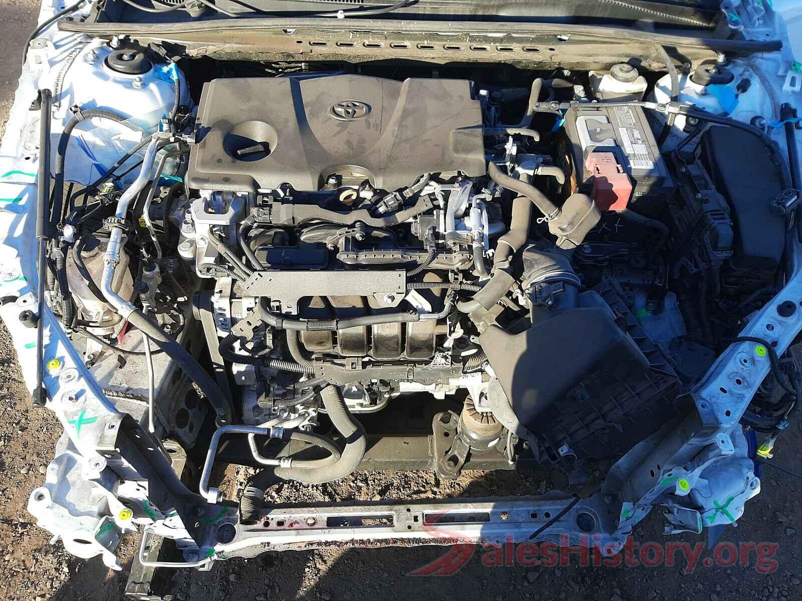 4T1B11HK3JU100150 2018 TOYOTA CAMRY