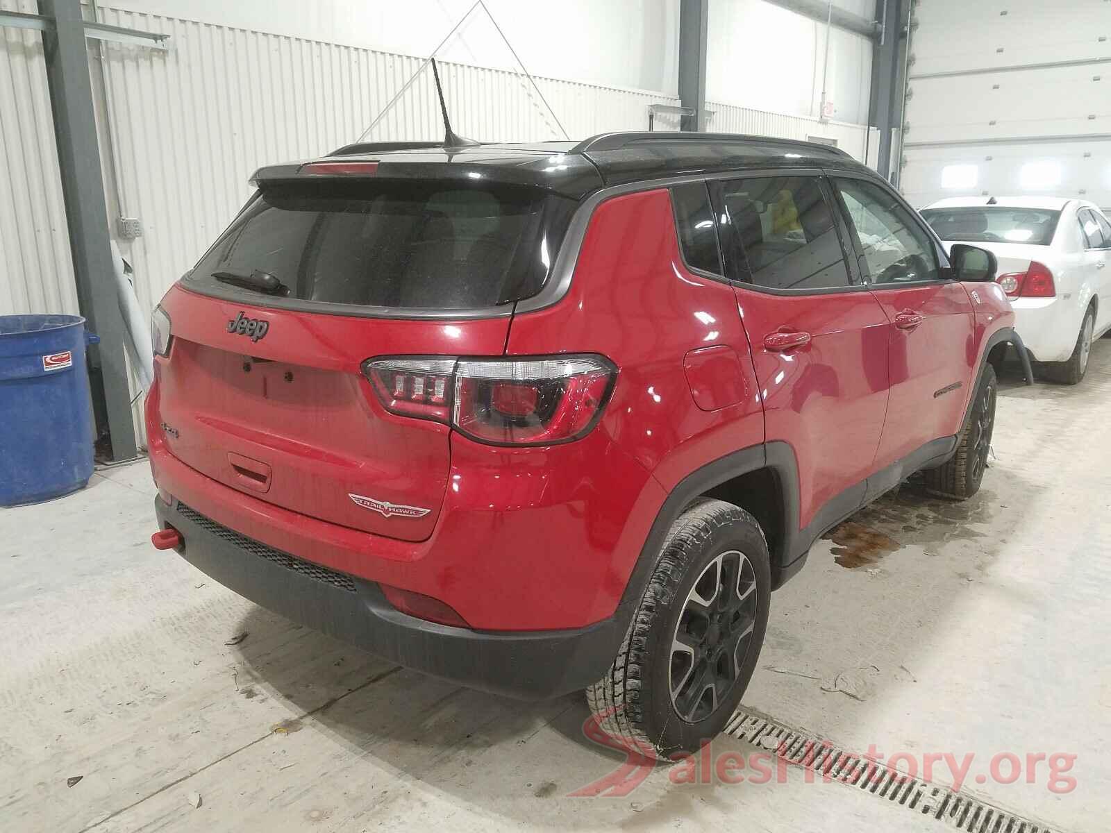 3C4NJDDB5KT651782 2019 JEEP COMPASS