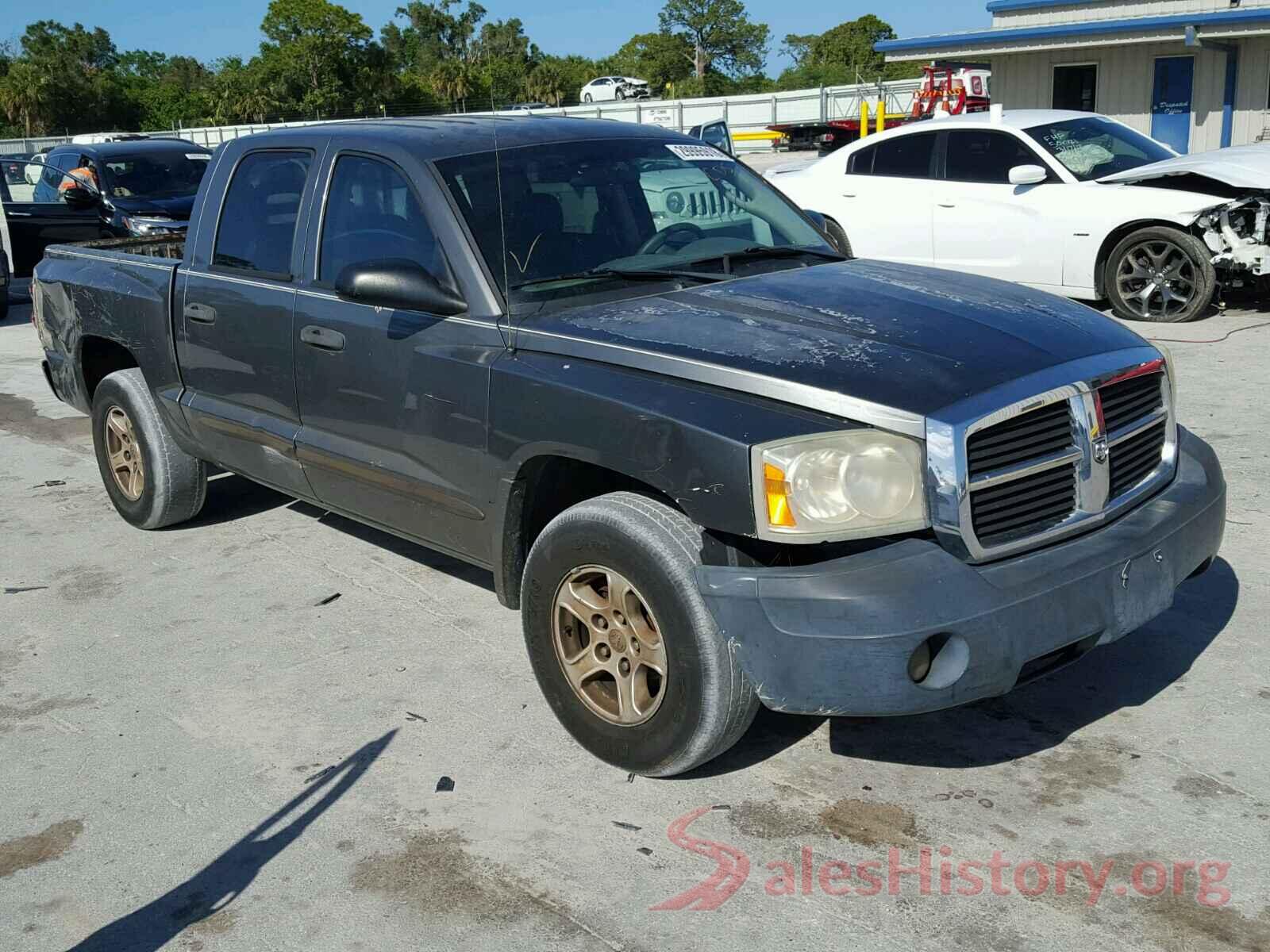 5NPD74LF0JH389084 2005 DODGE DAKOTA