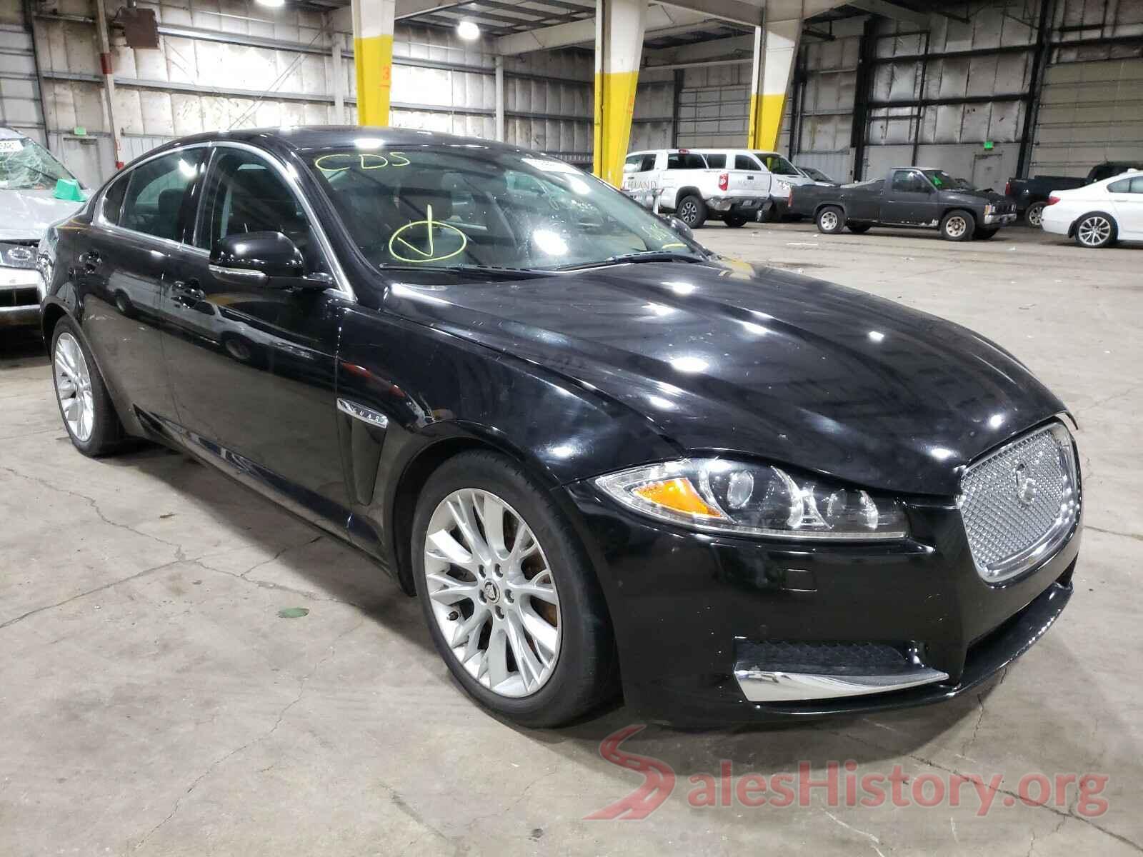 5YFBURHE3GP425827 2013 JAGUAR XF