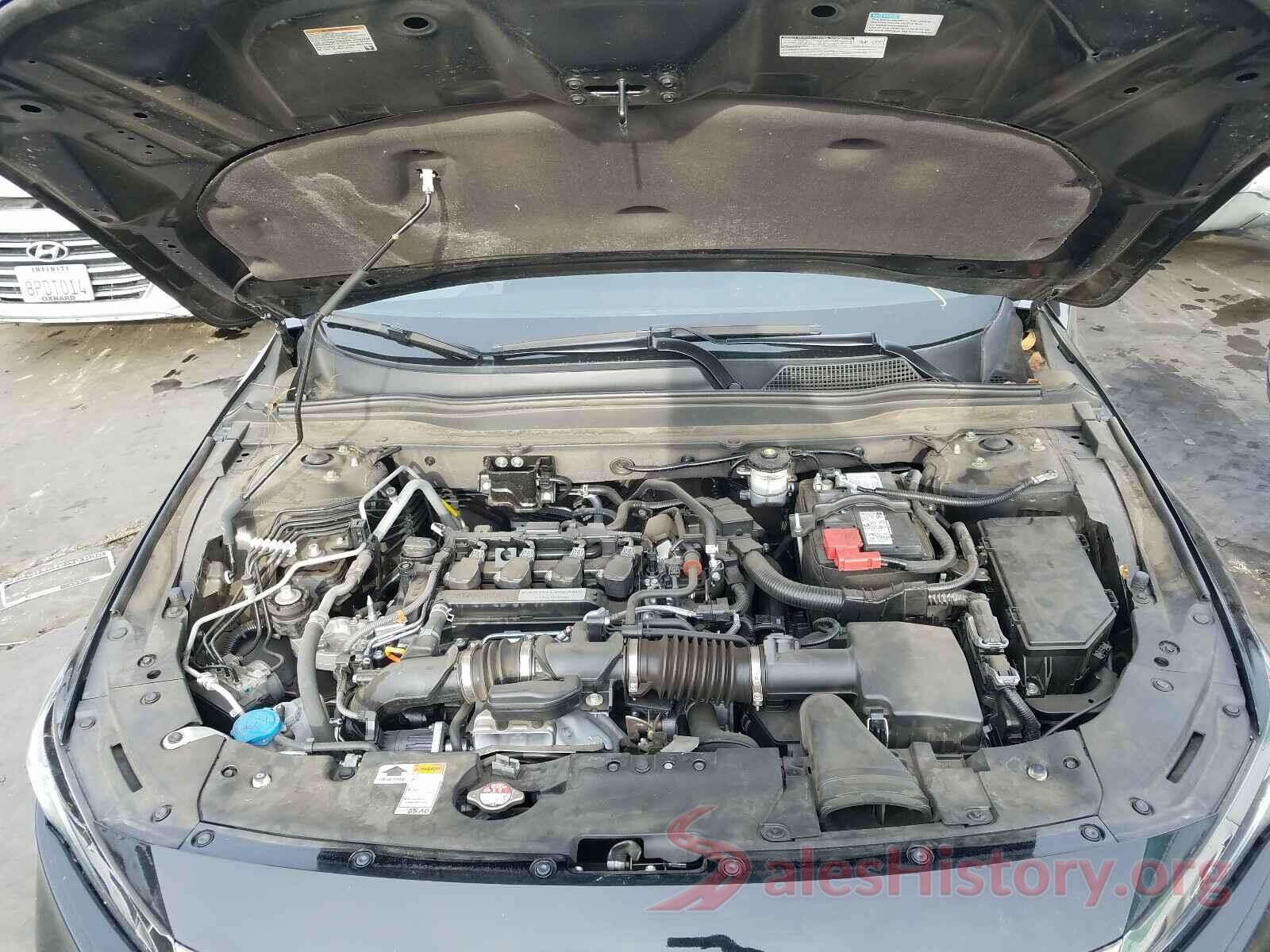 1HGCV1F32JA186045 2018 HONDA ACCORD