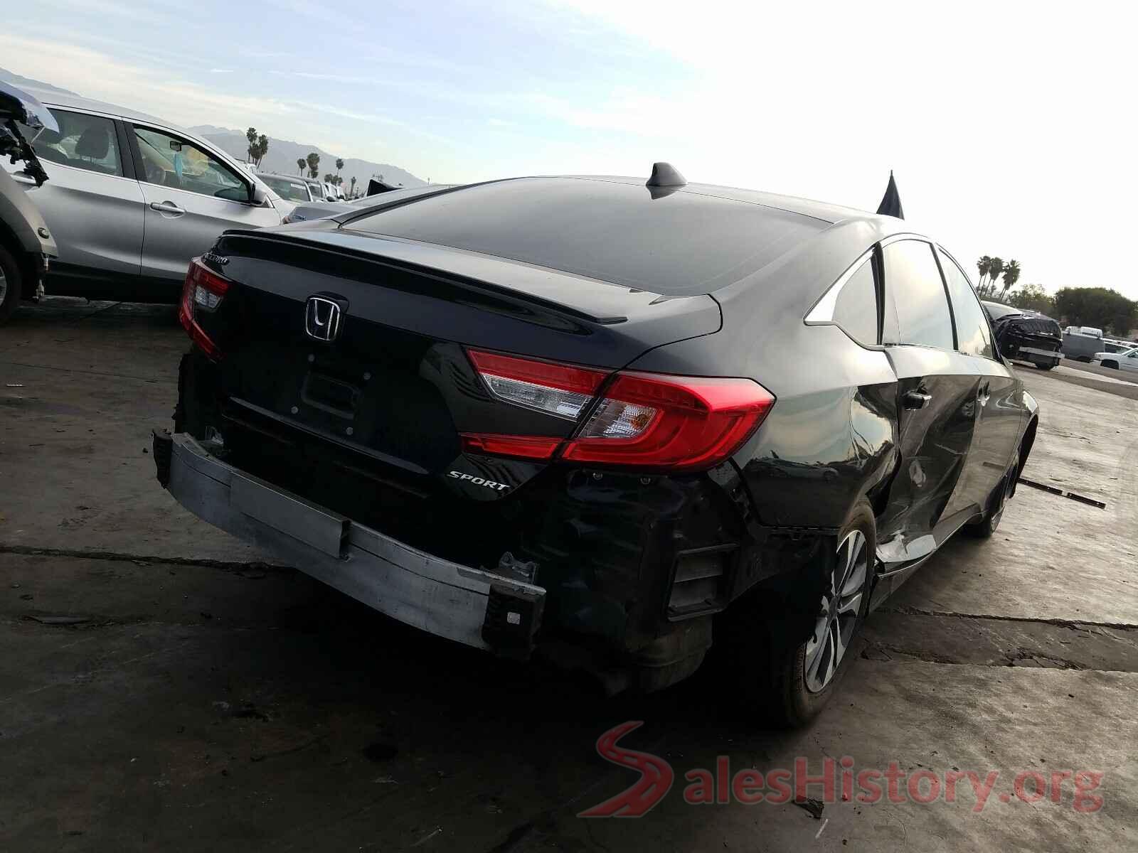 1HGCV1F32JA186045 2018 HONDA ACCORD