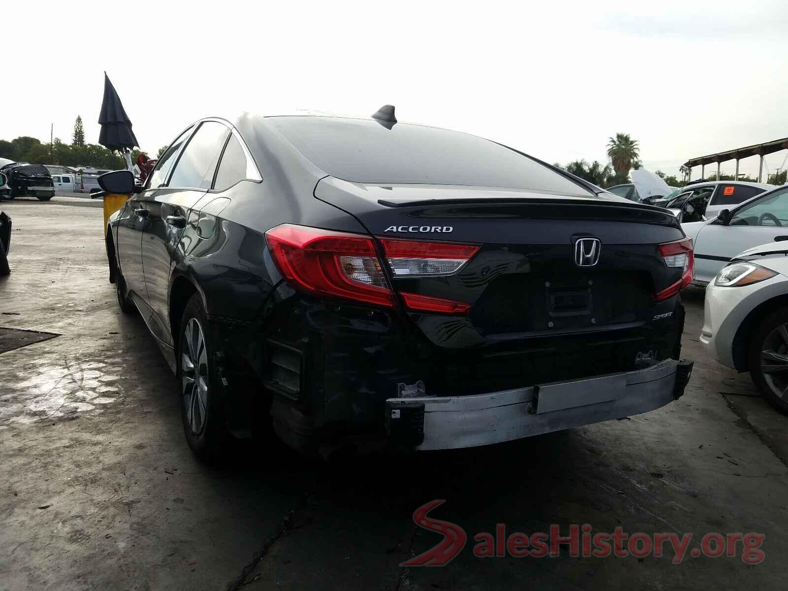 1HGCV1F32JA186045 2018 HONDA ACCORD