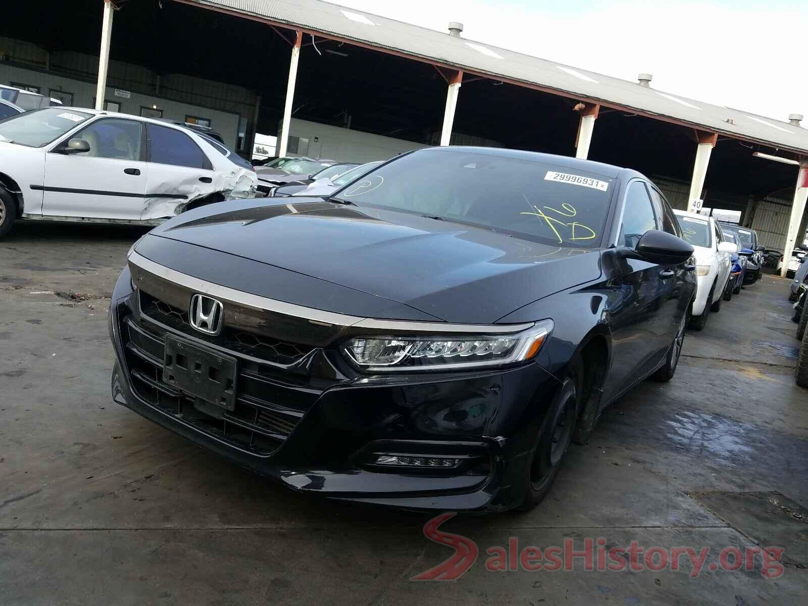 1HGCV1F32JA186045 2018 HONDA ACCORD