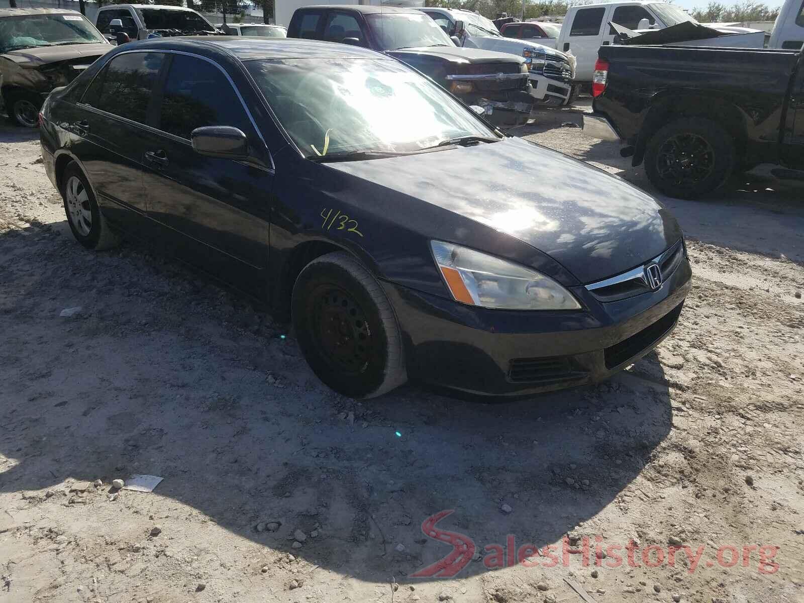 1HGCR2F74HA303857 2005 HONDA ACCORD