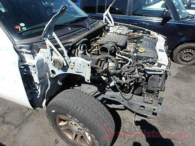 2HGFC2F75JH563934 2002 DODGE DAKOTA