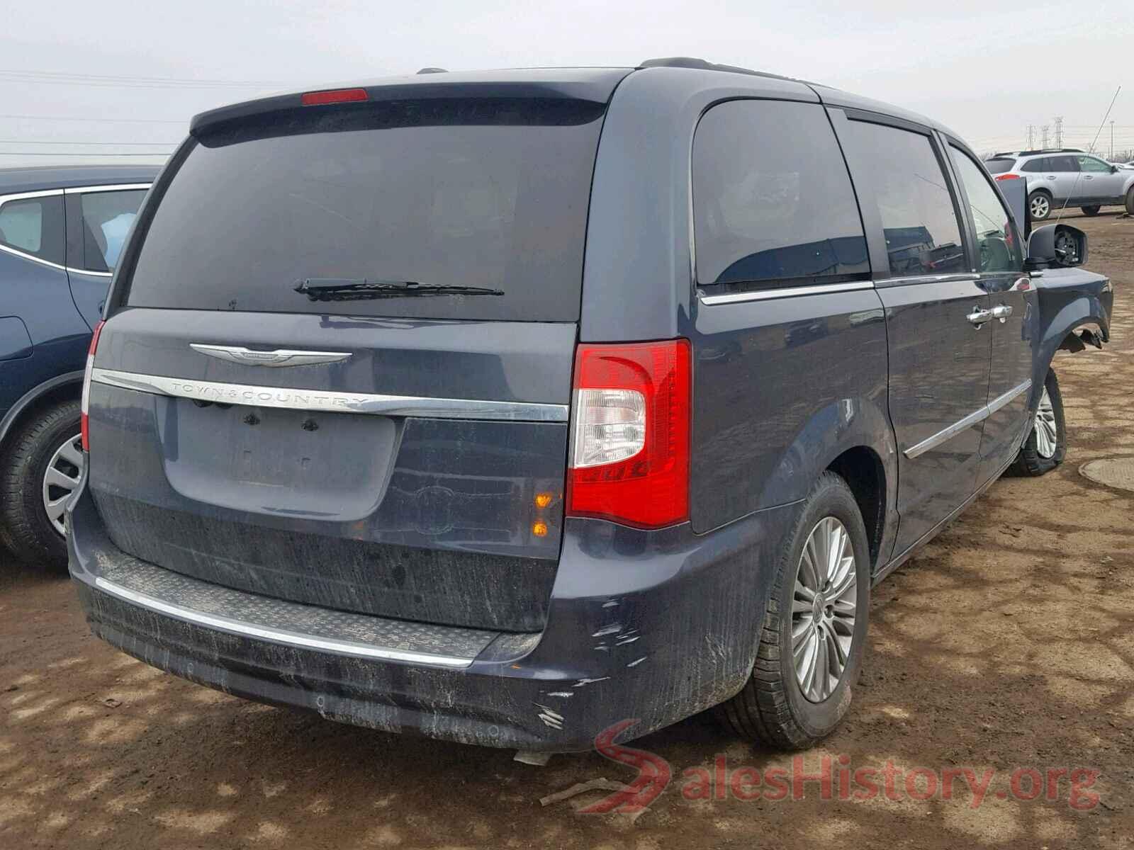 5XXGT4L35HG167807 2014 CHRYSLER TOWN & COU