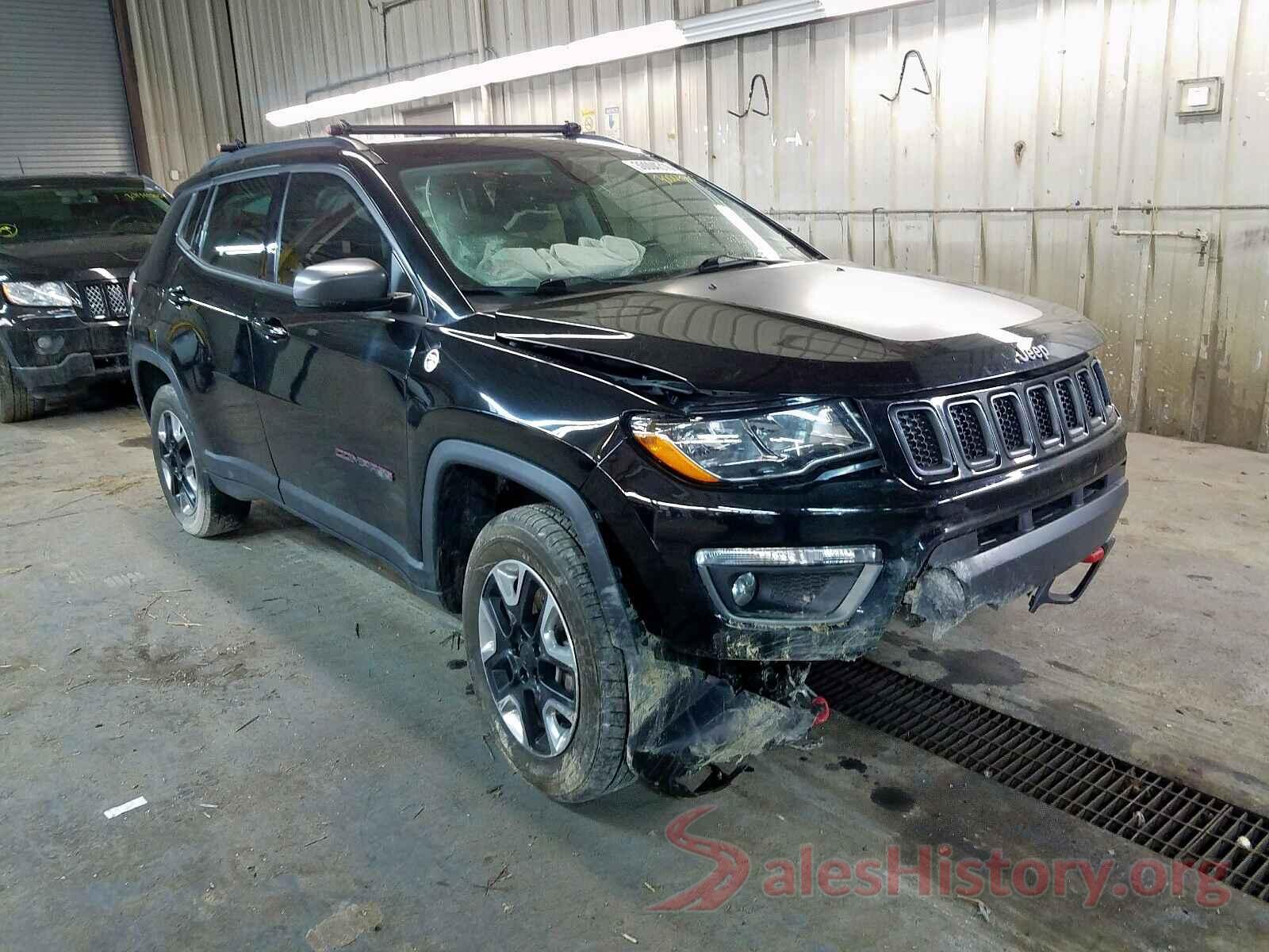 YV4102CK8J1356136 2017 JEEP COMPASS