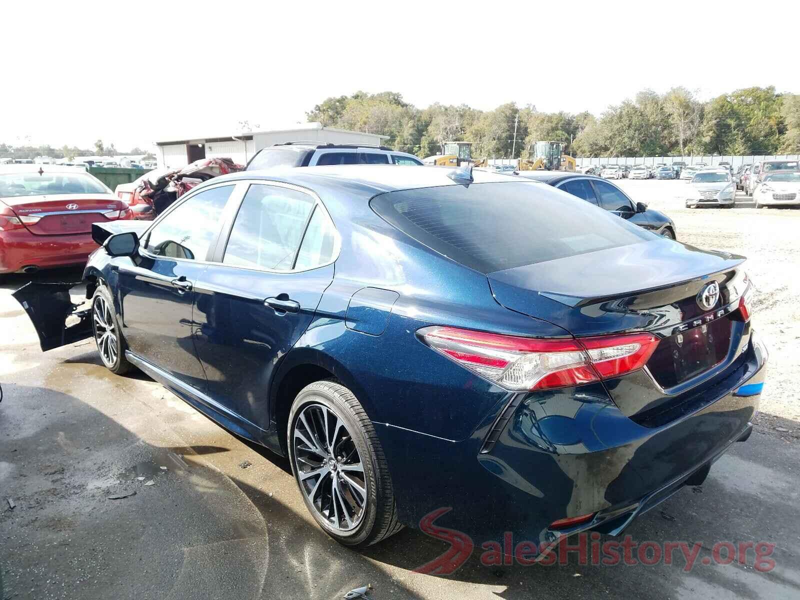 4T1B11HK2KU260862 2019 TOYOTA CAMRY