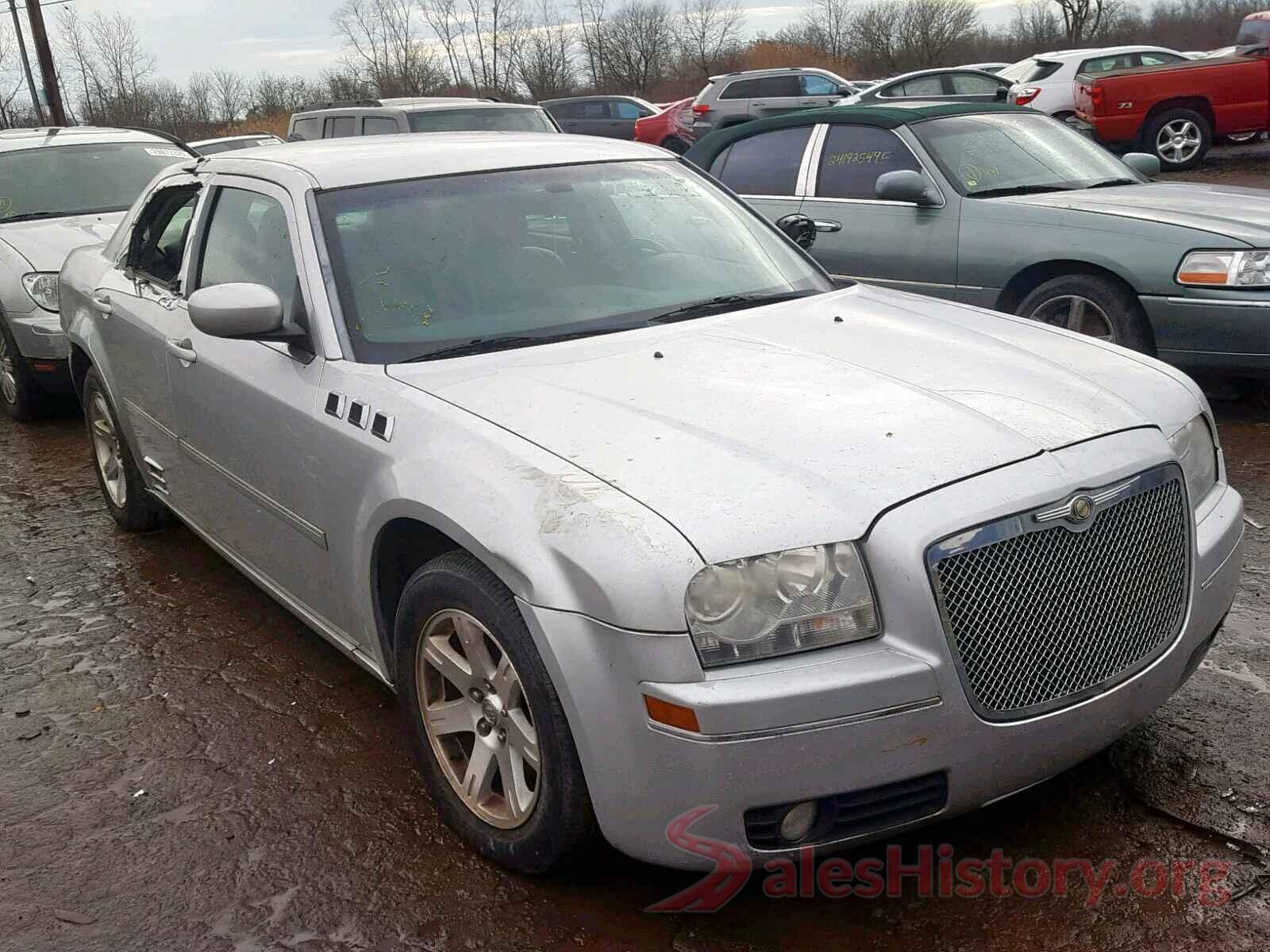 1FMCU0GD6JUC45997 2006 CHRYSLER 300