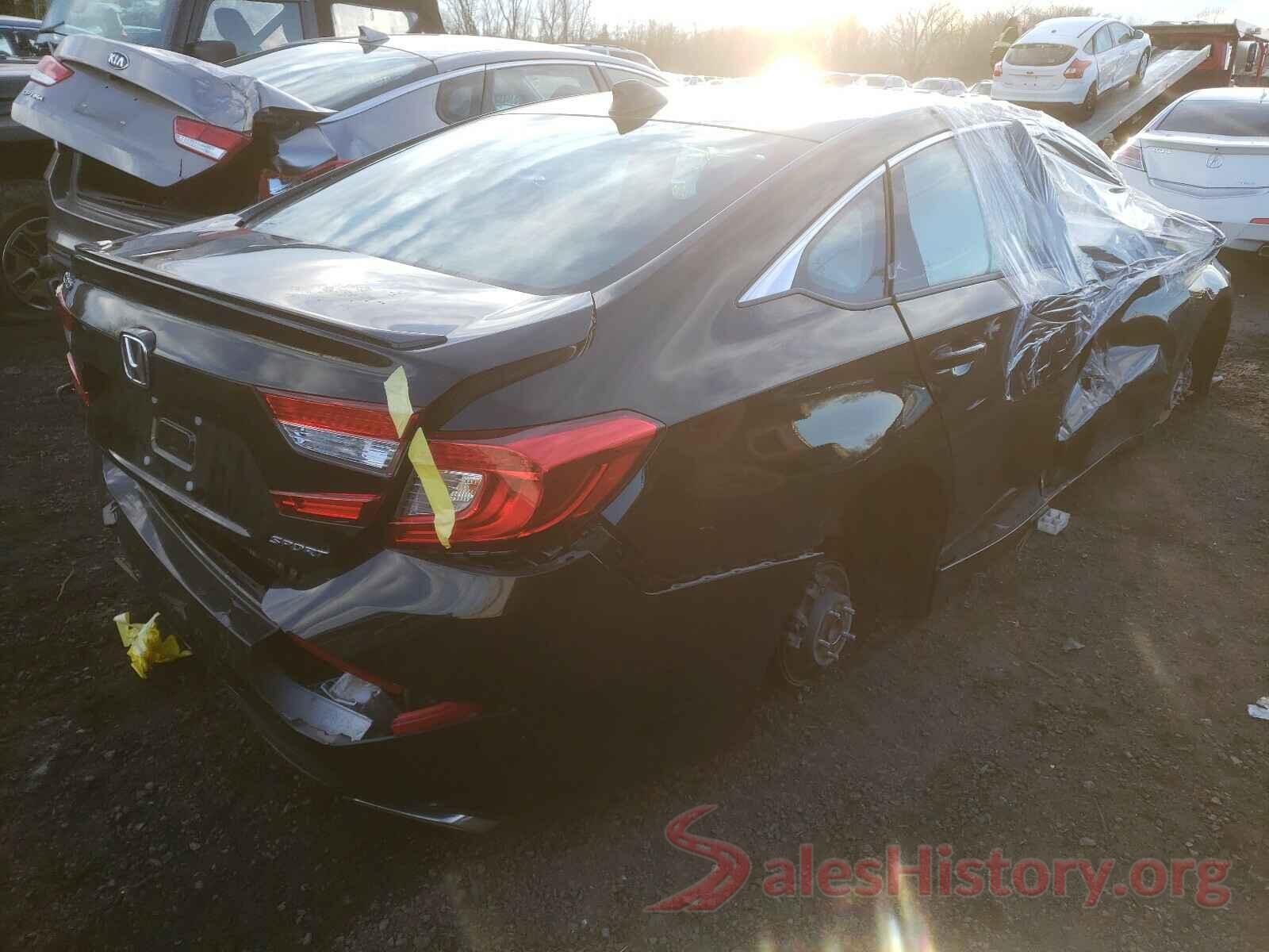 1HGCV1F32KA057823 2019 HONDA ACCORD