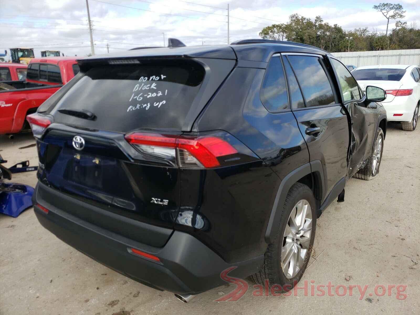 JTMC1RFV7KD026091 2019 TOYOTA RAV4