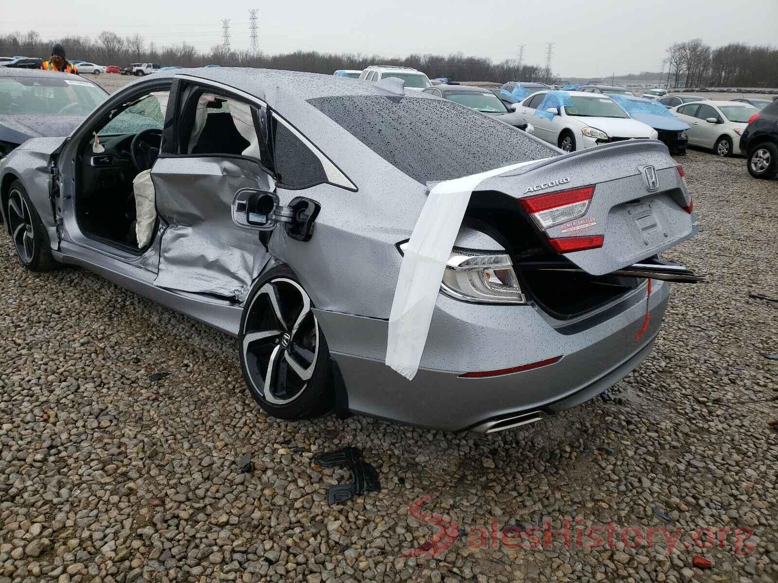 1HGCV1F36JA058908 2018 HONDA ACCORD