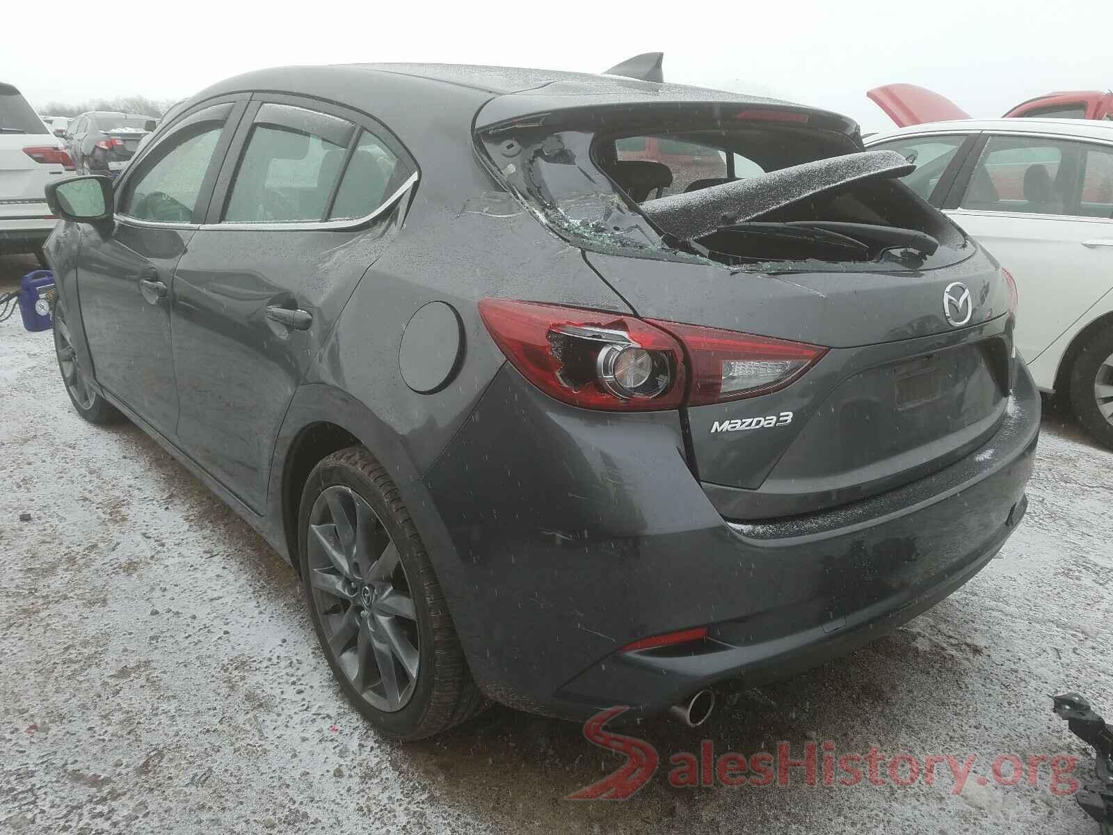 3MZBN1M30JM269762 2018 MAZDA 3