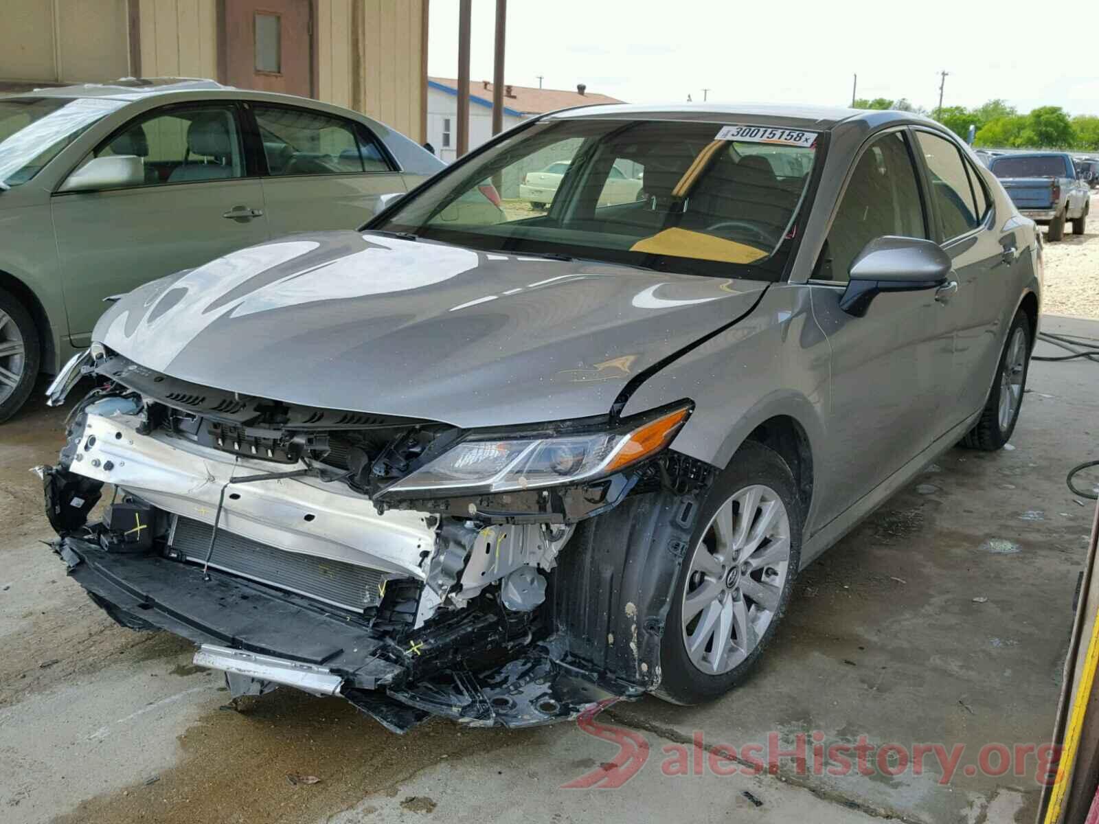 4T1BF1FK3HU449209 2018 TOYOTA CAMRY