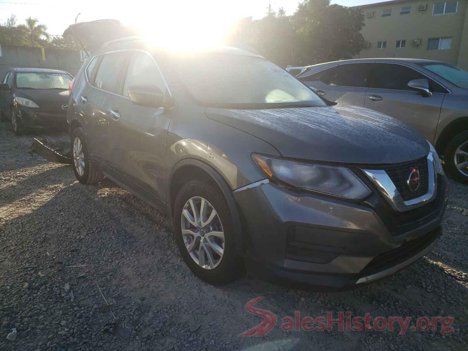 5N1ET2MT8JC823915 2018 NISSAN ROGUE