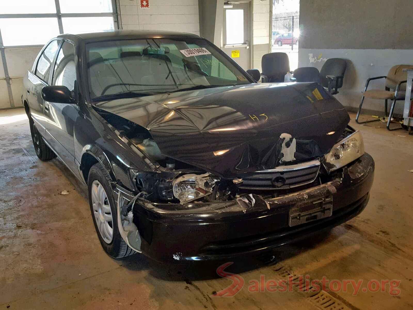 1V2ER2CA8KC539297 2001 TOYOTA CAMRY