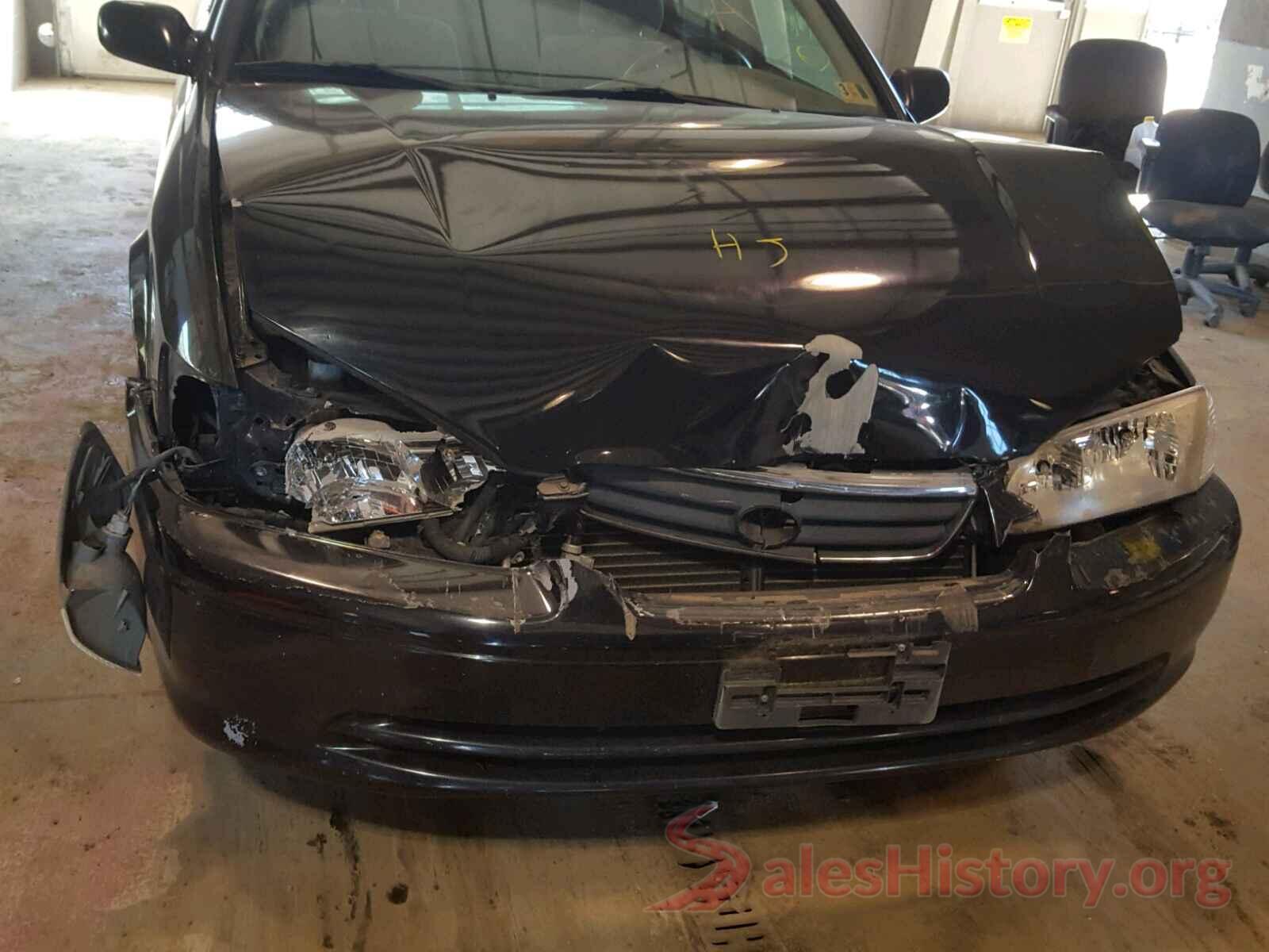 1V2ER2CA8KC539297 2001 TOYOTA CAMRY