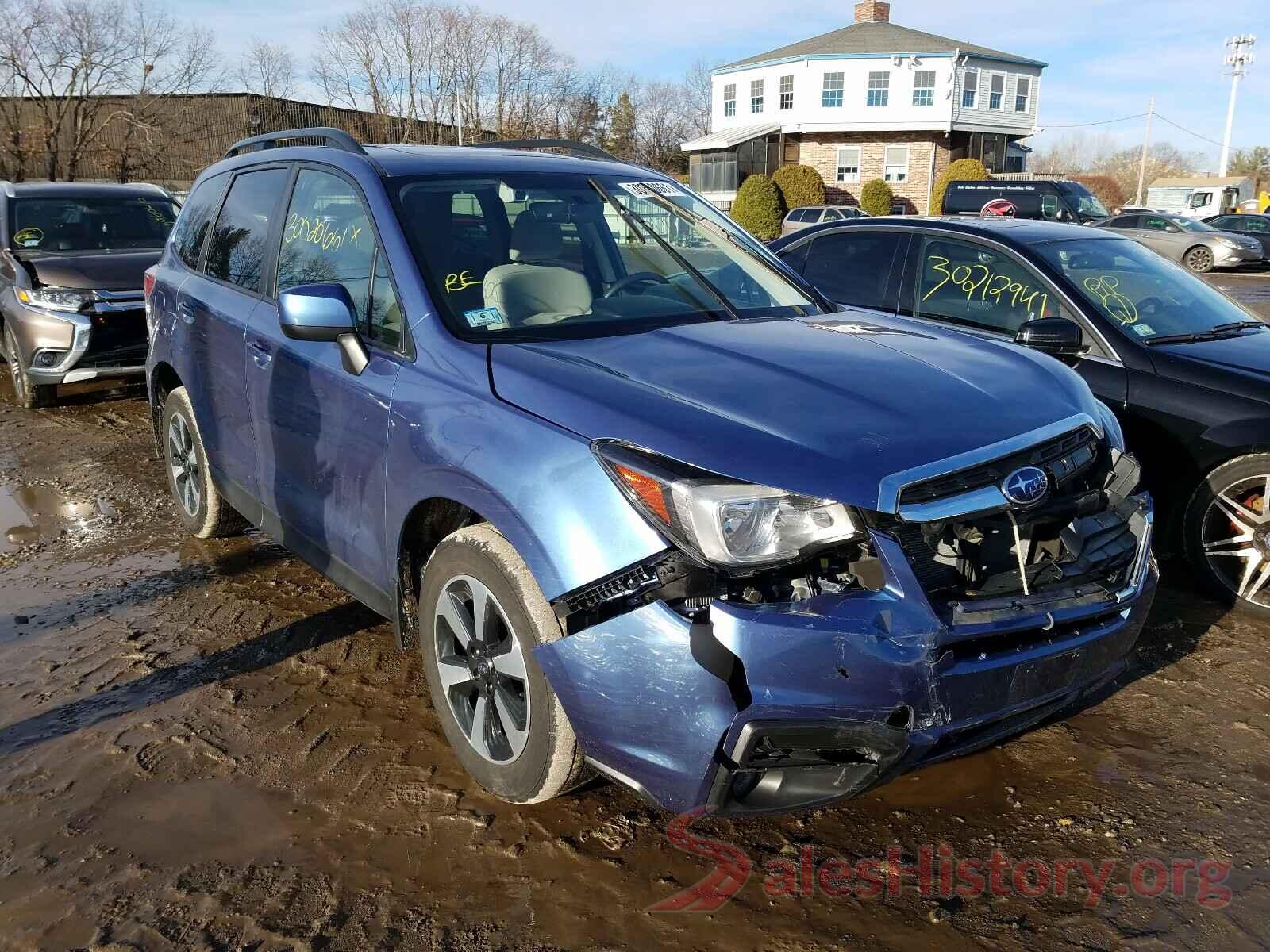 JF2SJAGC0HH519530 2017 SUBARU FORESTER