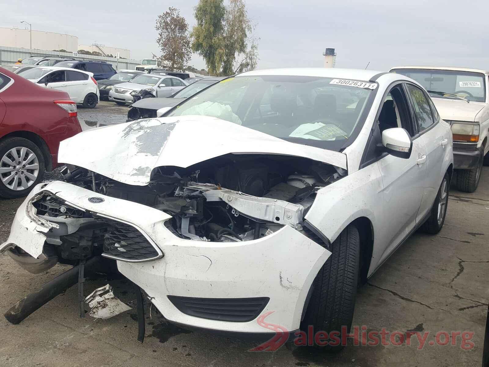 1FADP3F2XHL304444 2017 FORD FOCUS