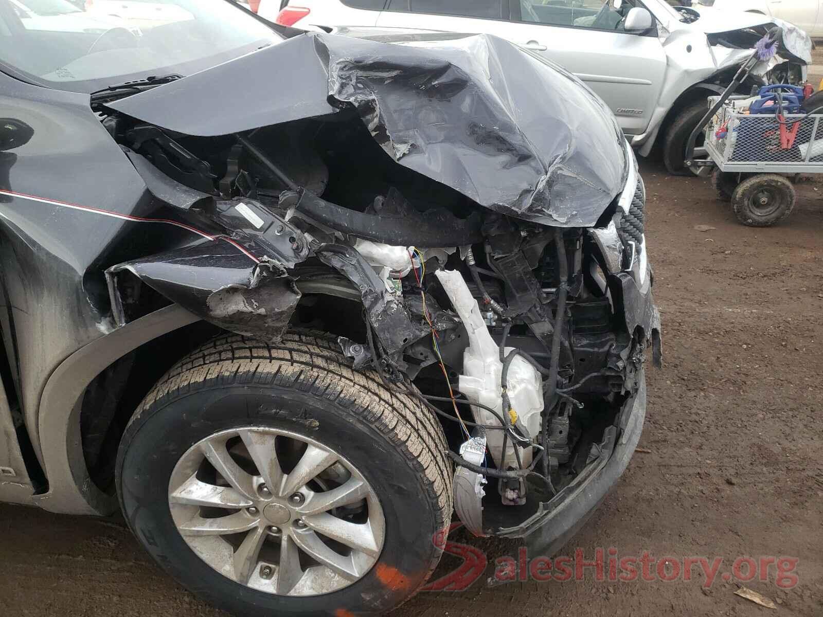 5XYPGDA32HG282335 2017 KIA SORENTO