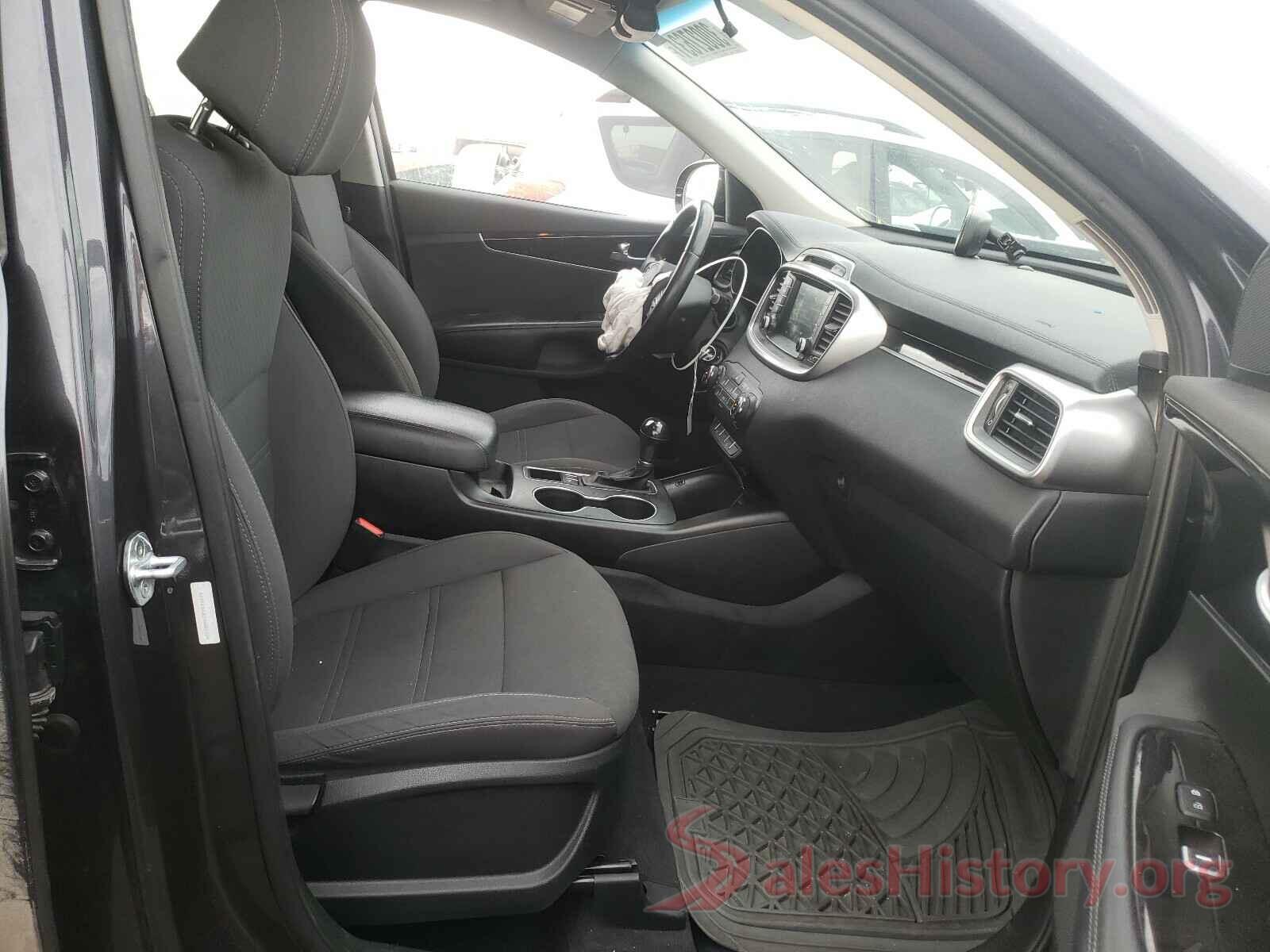 5XYPGDA32HG282335 2017 KIA SORENTO