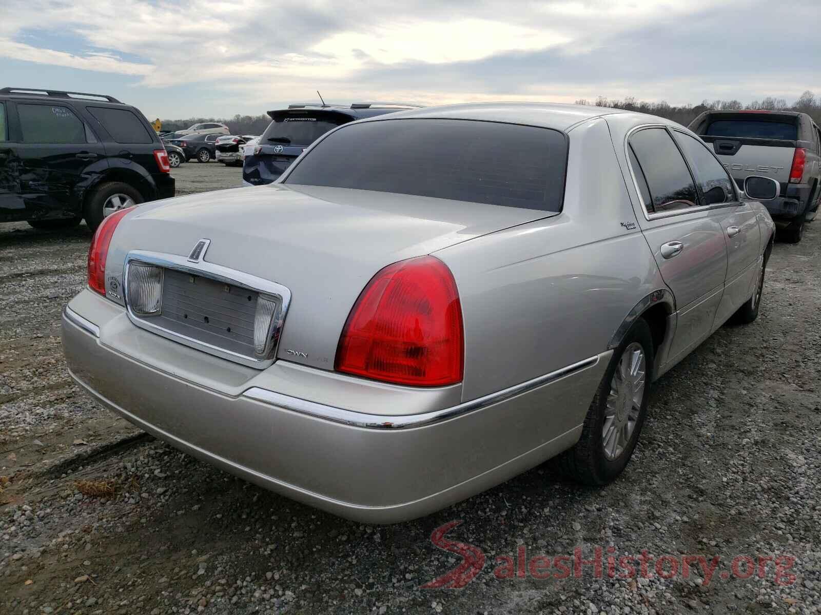 YV4162UK4K2143838 2007 LINCOLN TOWNCAR