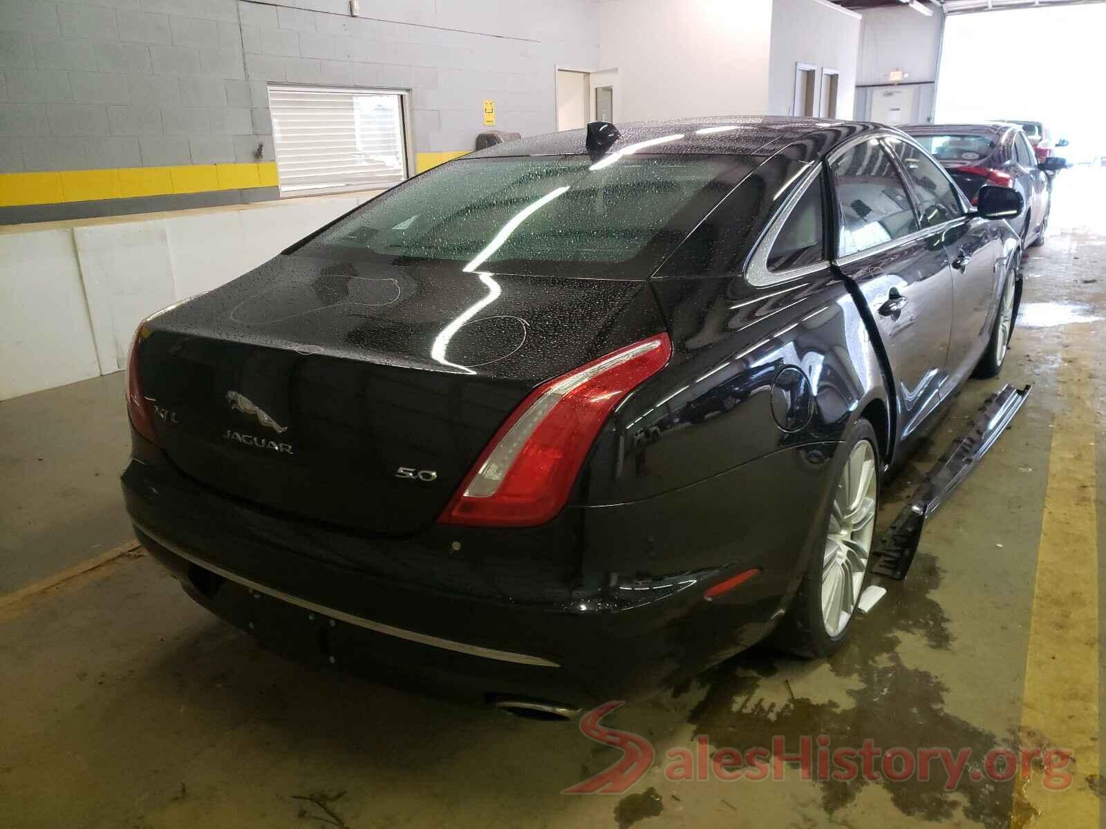 SAJWA2GE3GMW03002 2016 JAGUAR XJ