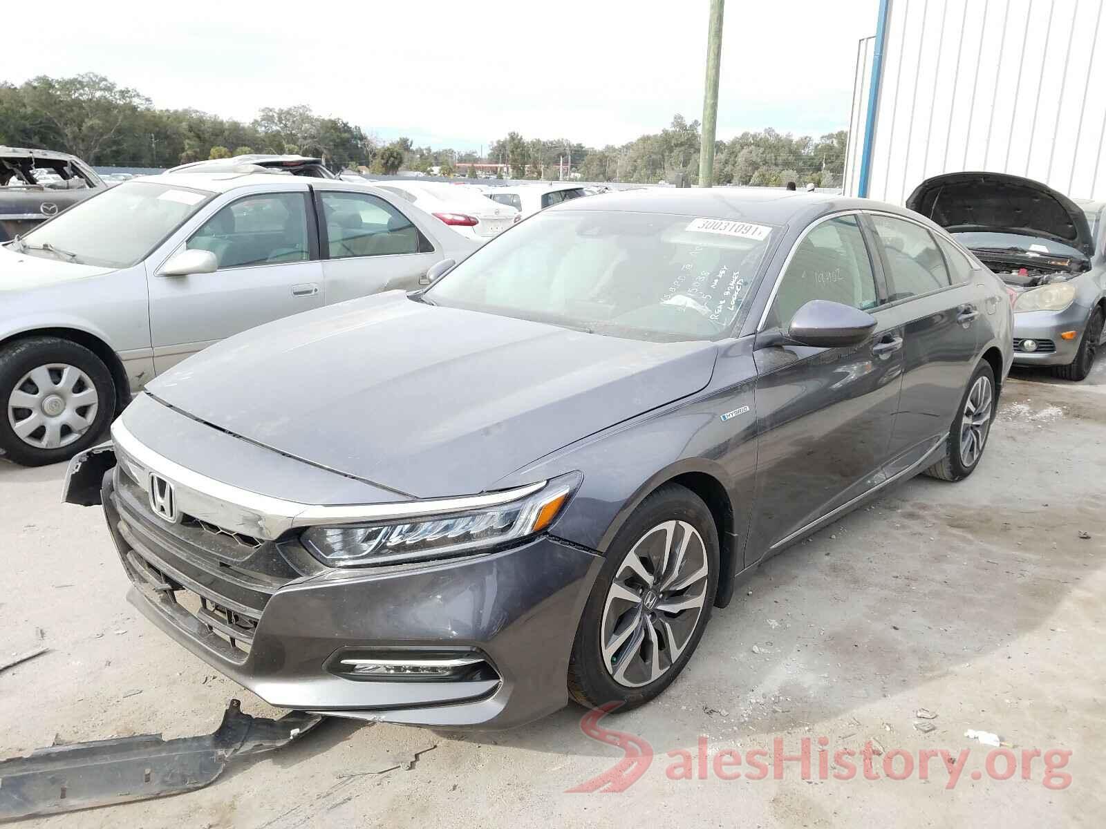 1HGCV3F49KA002807 2019 HONDA ACCORD