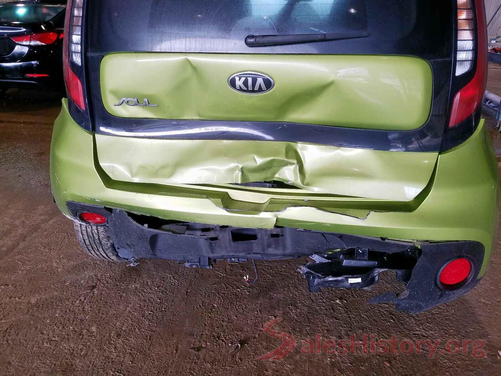 2T1BURHE3GC733810 2018 KIA SOUL