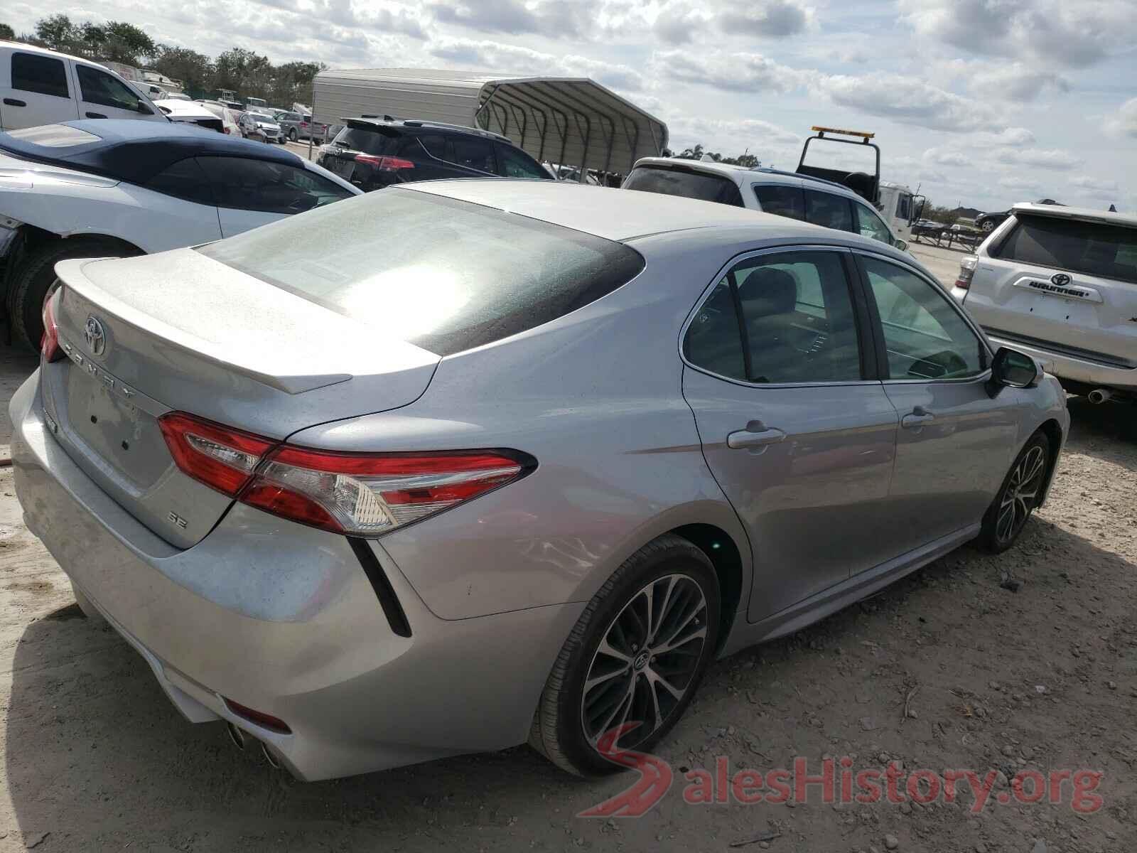 4T1B11HK9JU628288 2018 TOYOTA CAMRY