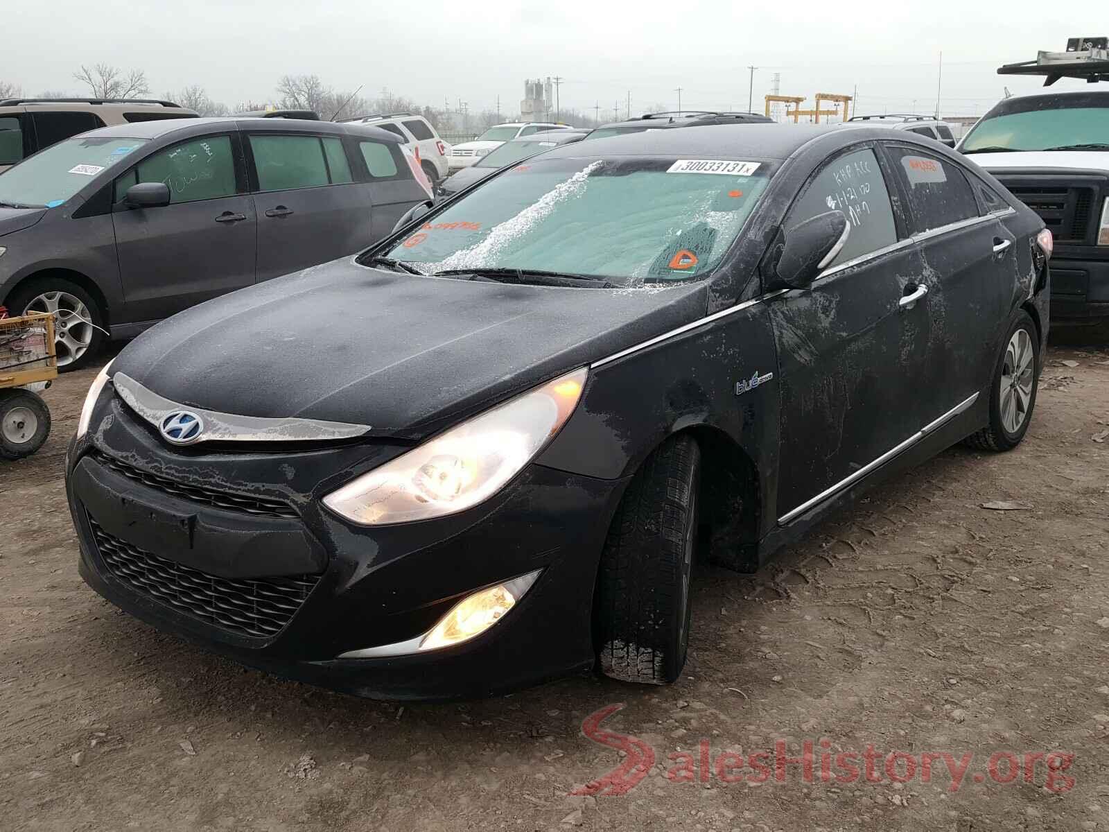 5NPE34AF7HH537700 2013 HYUNDAI SONATA