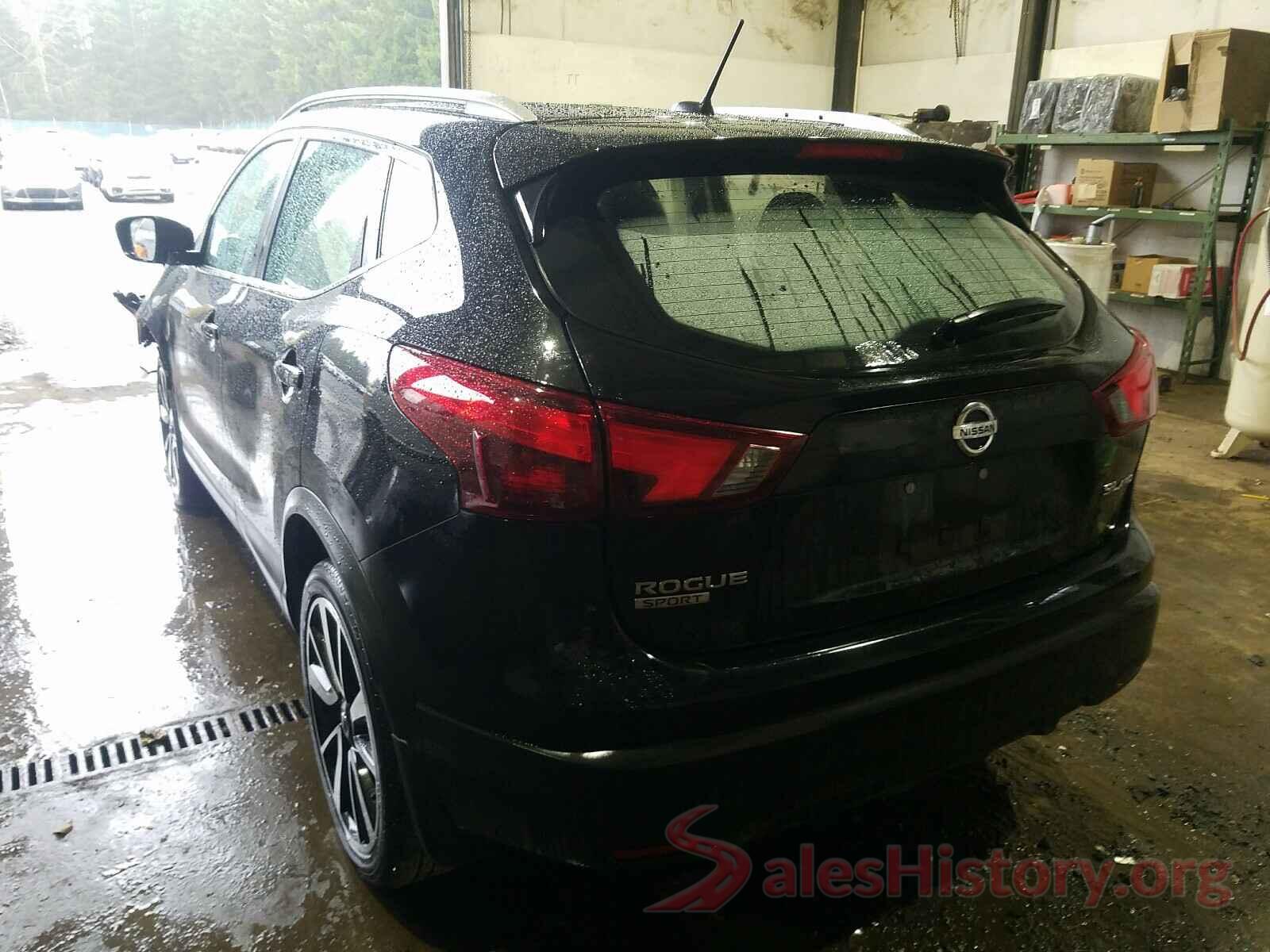 JN1BJ1CR4JW255094 2018 NISSAN ROGUE