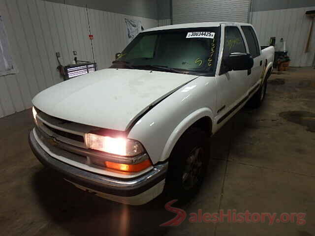 4S3BNBE68G3051886 2002 CHEVROLET S10