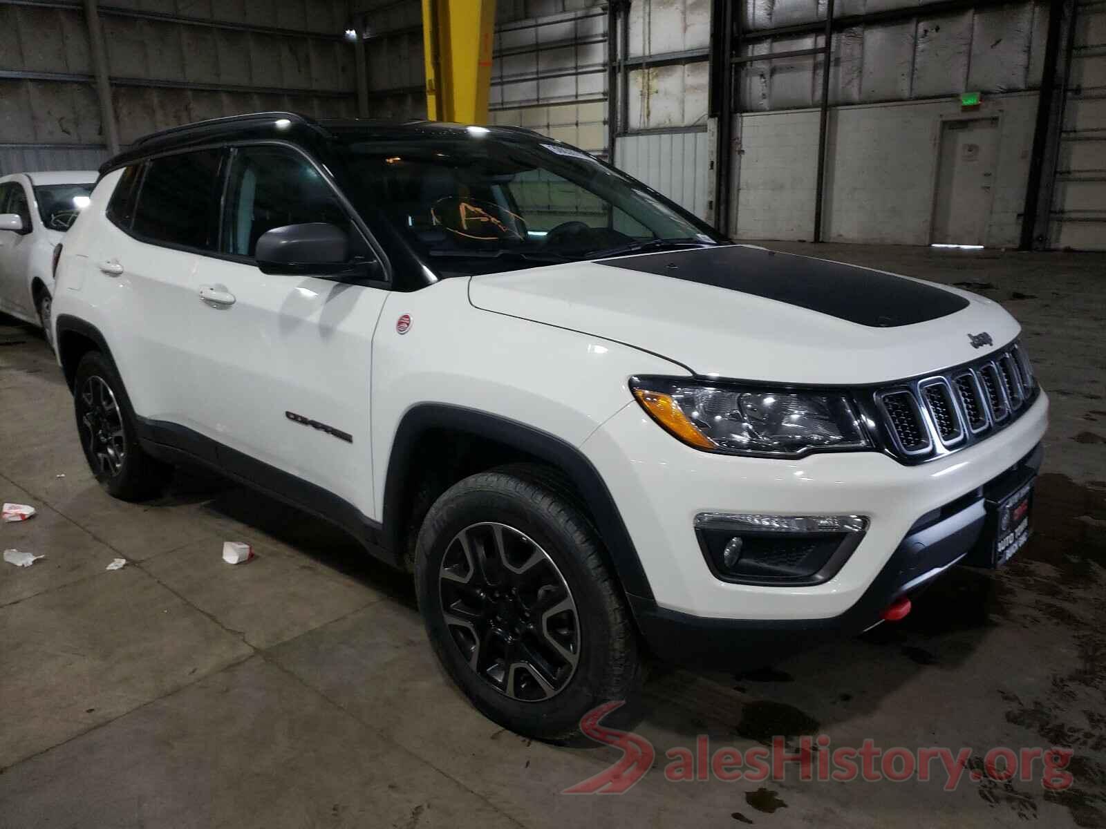 3C4NJDDB2KT756523 2019 JEEP COMPASS