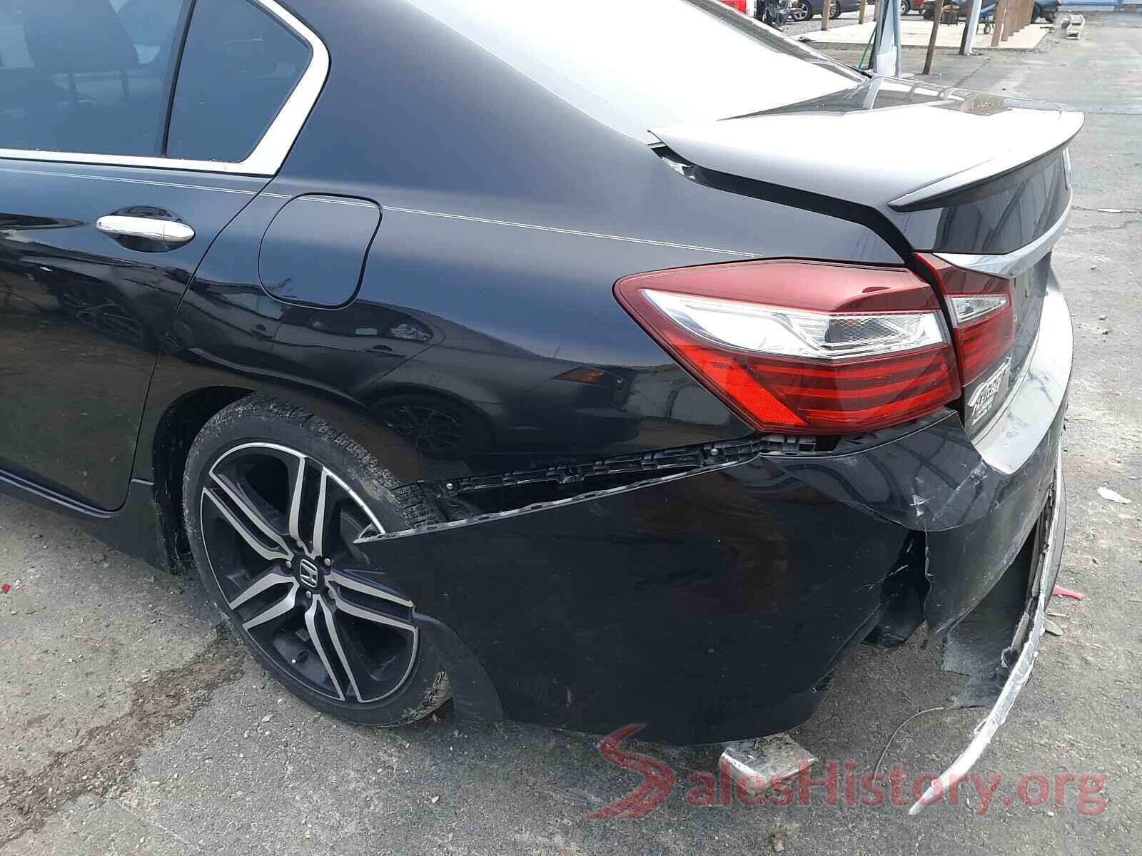 1HGCR2F5XHA005683 2017 HONDA ACCORD